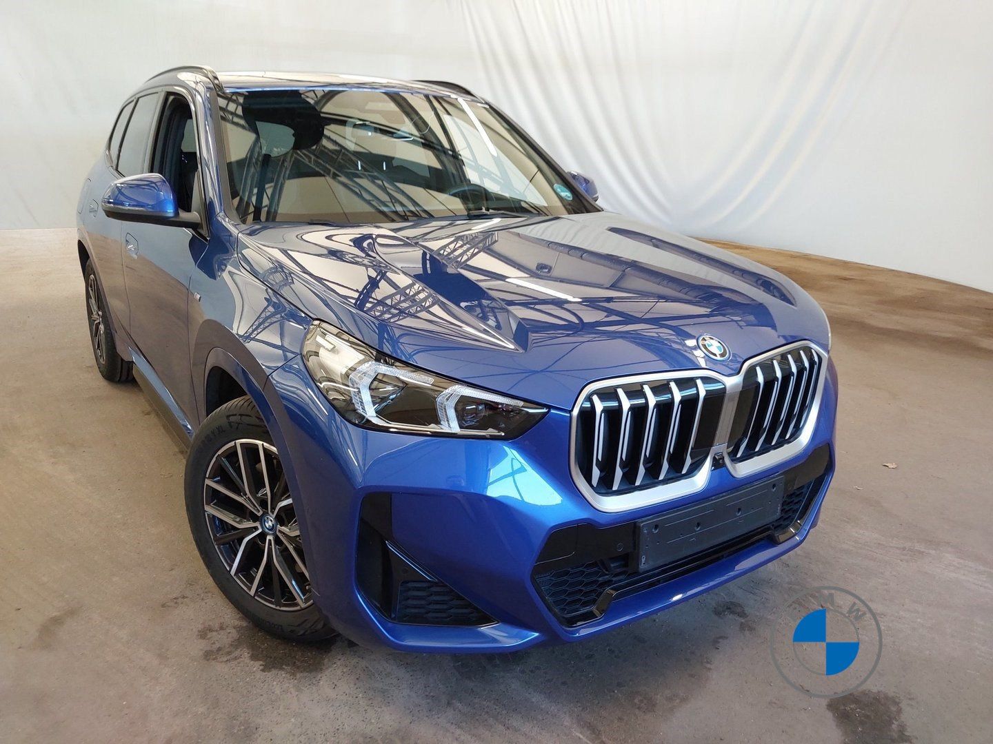 BMW X1 xDrive30e M Sport 18" AHK Massage H/K