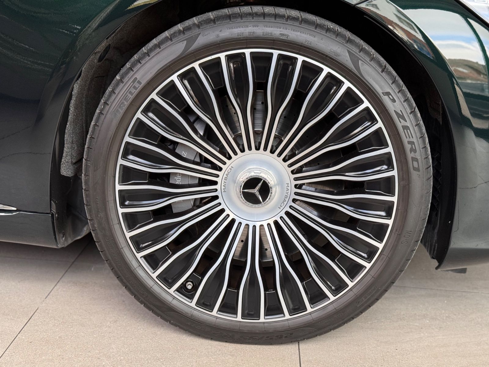 Mercedes-Benz S 680 Maybach - Samsaru's Car Outlet