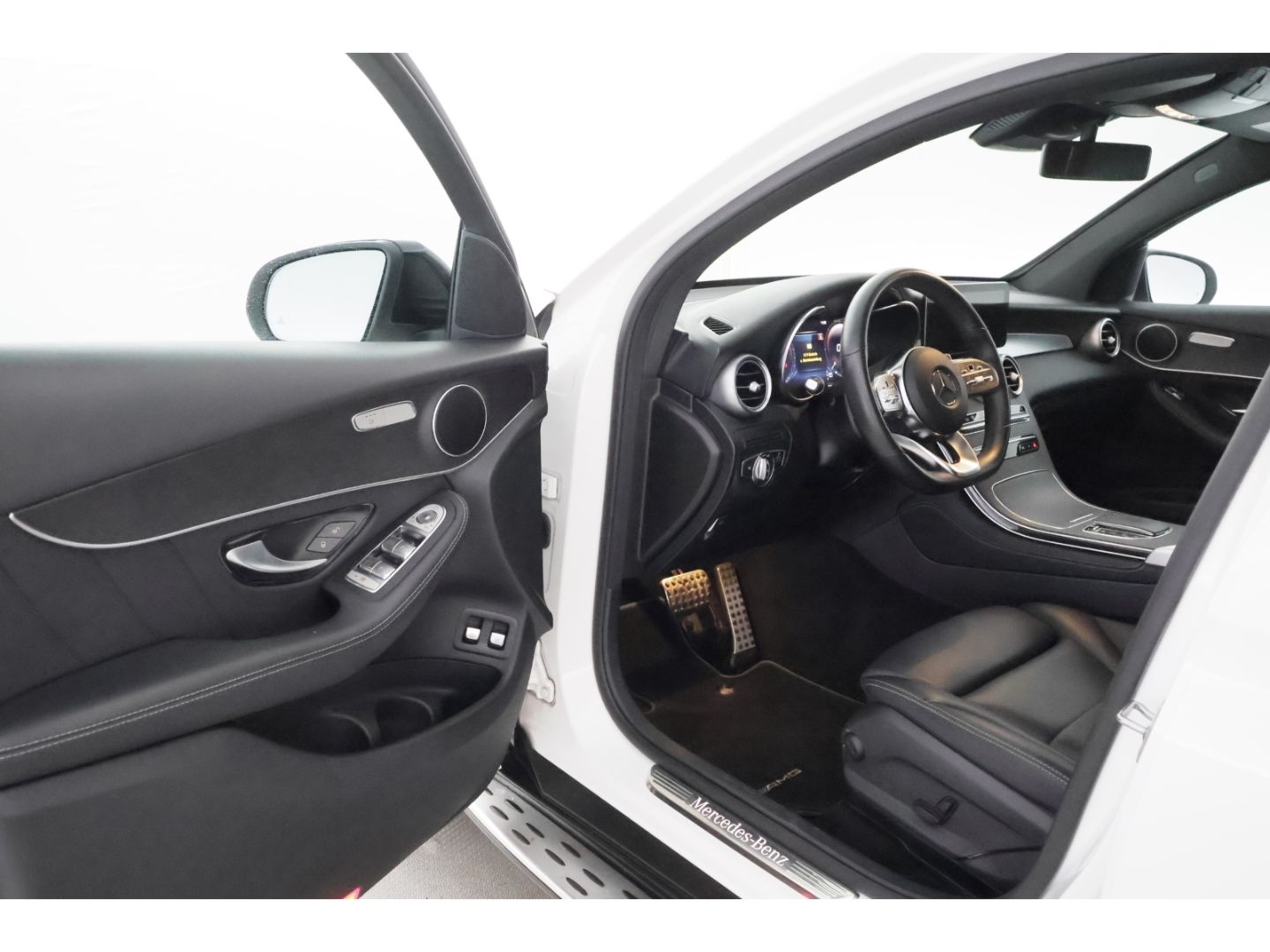 Mercedes-Benz GLC 220 d 4M Coupe AMG Line - Samsaru's Car Outlet
