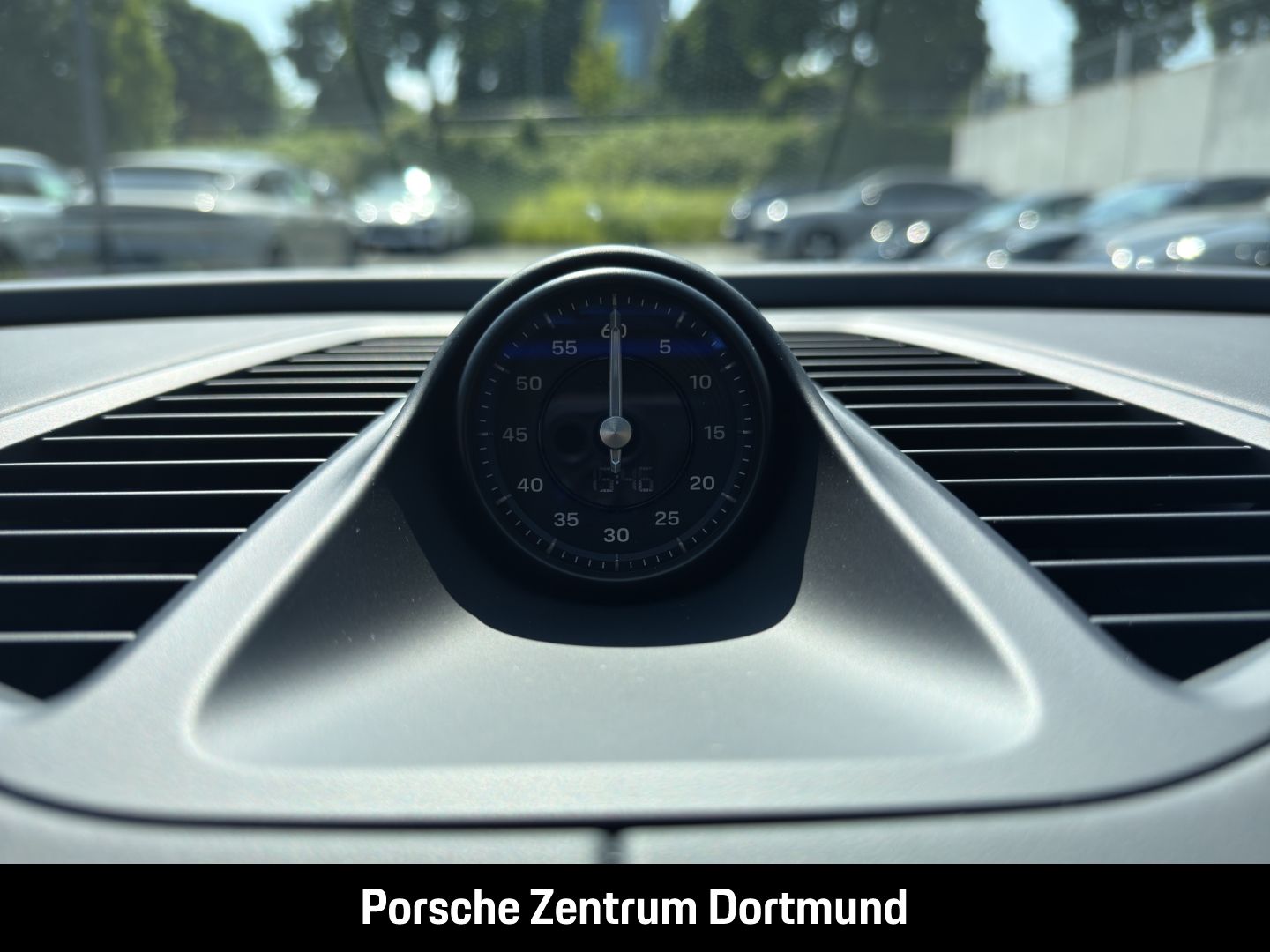 Porsche Macan 4S Burmester Sport Chrono Panoramadach LED
