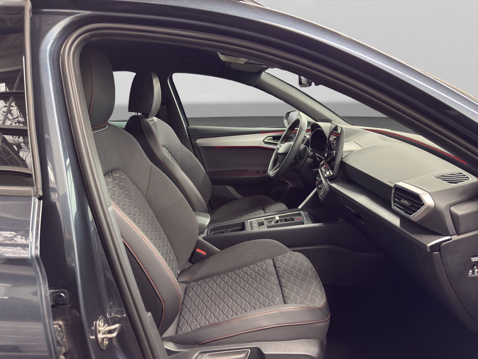Seat Leon Sportstourer 2.0 TDI DSG FR AHK KAMERA NAVI