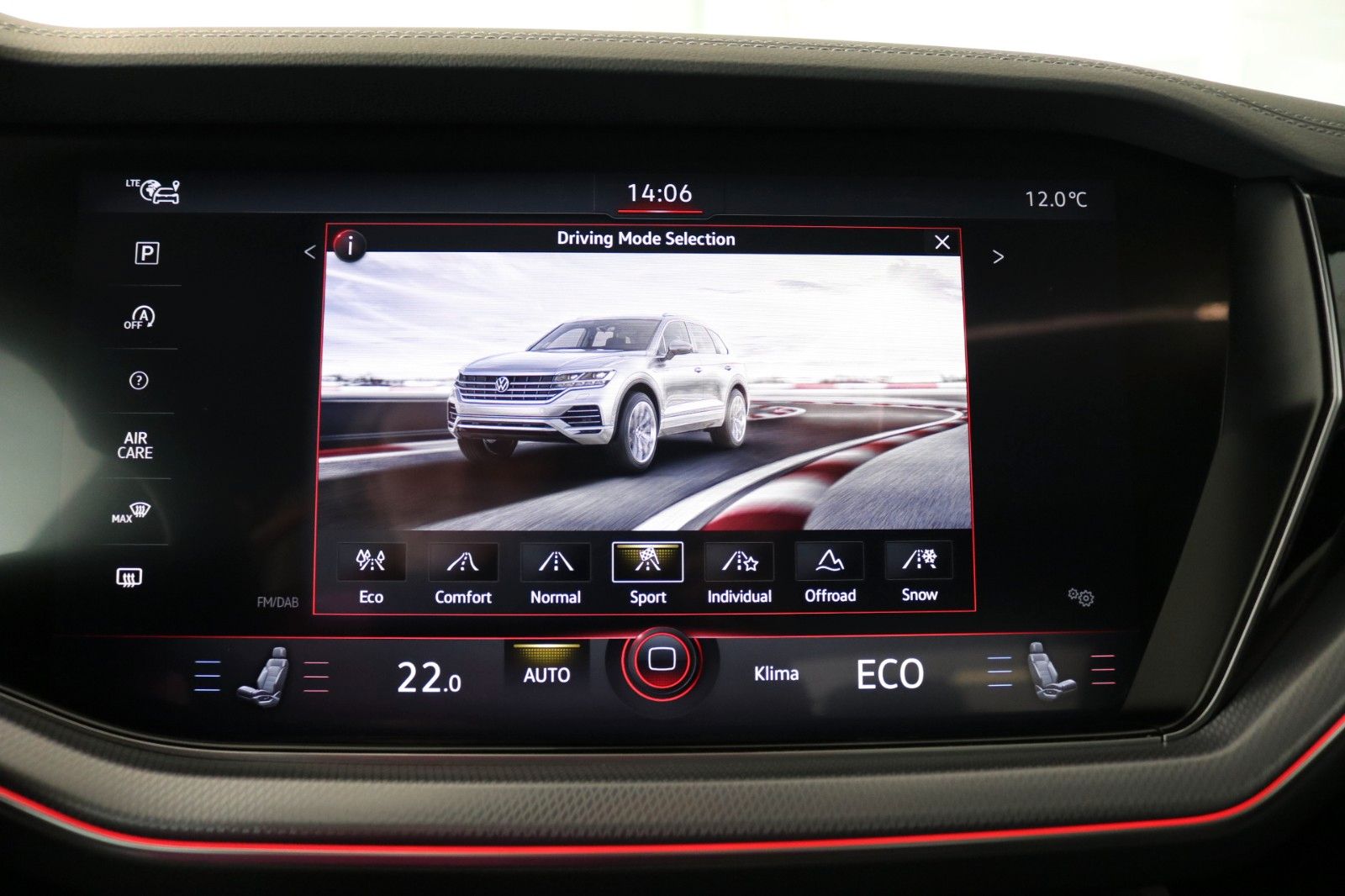 Volkswagen Touareg R-Line Luft AHK Matrix Pano 360° STHZ