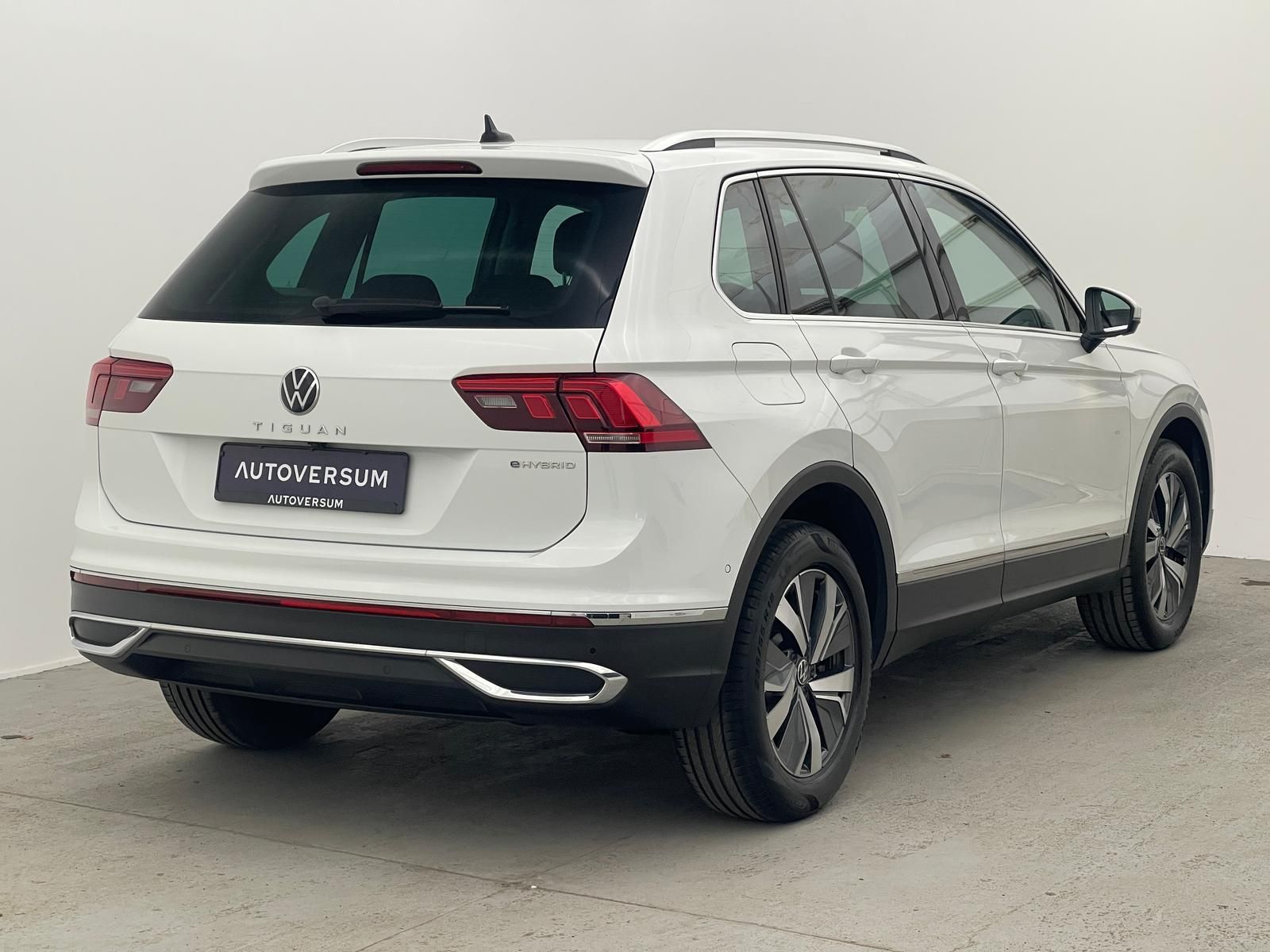 Volkswagen Tiguan Elegance eHybrid *HuD*MATRIX*AHK*ACC*KEY*