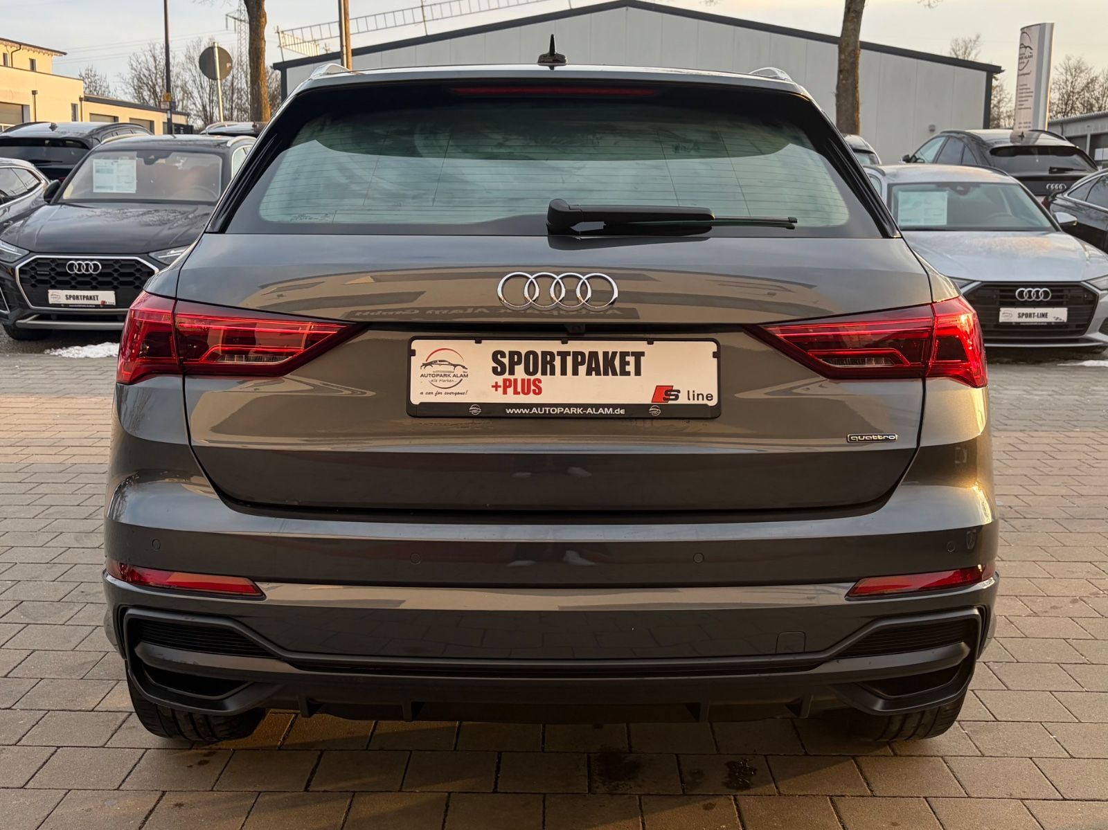 Audi Q3 40 TFSI quattro S line ACC Lane RFK ViCo