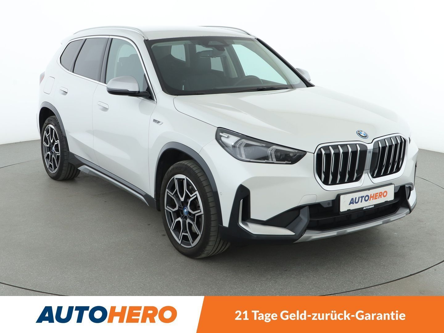 BMW X1 xDrive 30e xLine - Samsaru's Car Outlet