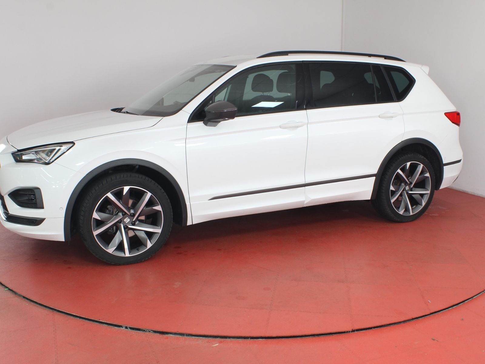 Seat Tarraco FR 2.0TDI DSG 350-ohne Anzahlung Navi AH