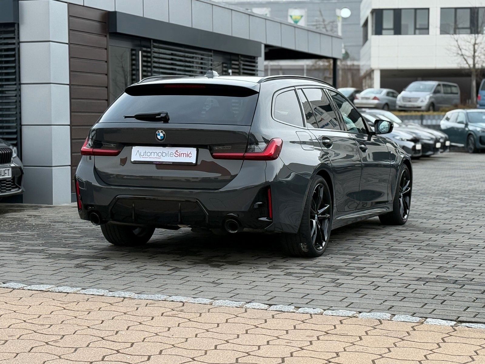 BMW 320d xD M Sport pro HuD AHK Pano hifi StHzg