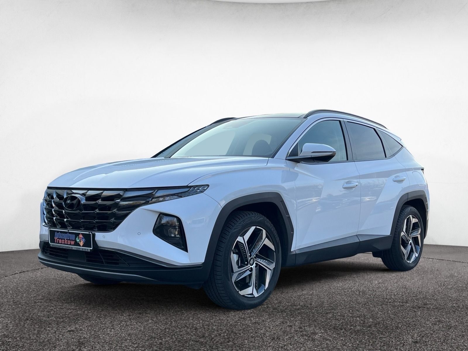 Hyundai Tucson 1.6 T-GDI Trend Plug-In Hybrid 4WD - Samsaru's Car Outlet