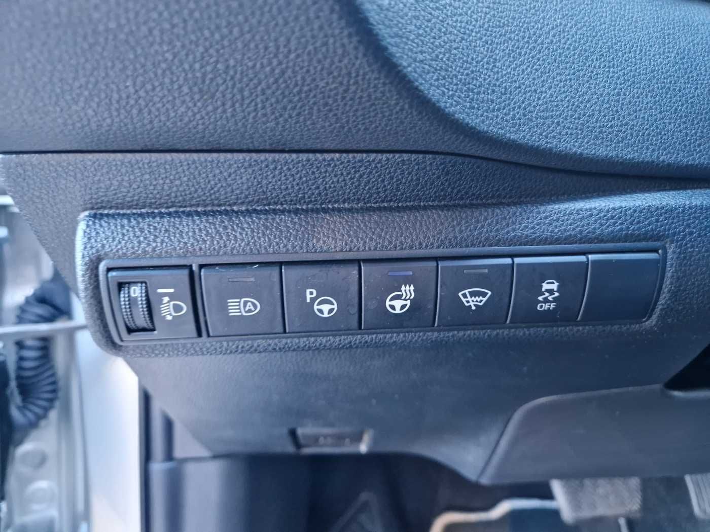 Toyota Corolla Touring Sports Hybrid - Samsaru's Car Outlet