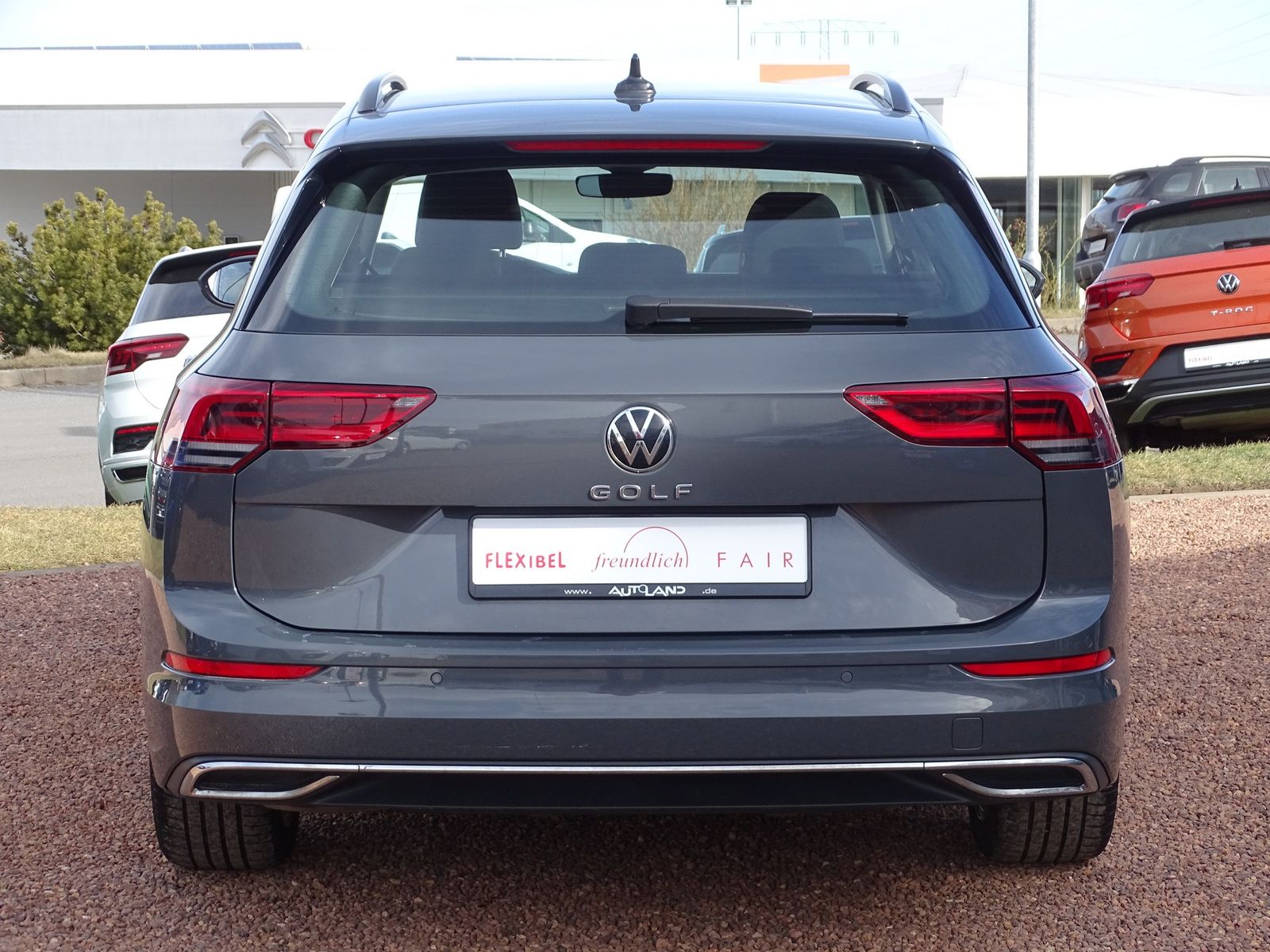 Volkswagen Golf VIII 2.0 TDI Style DSG - Samsaru's Car Outlet
