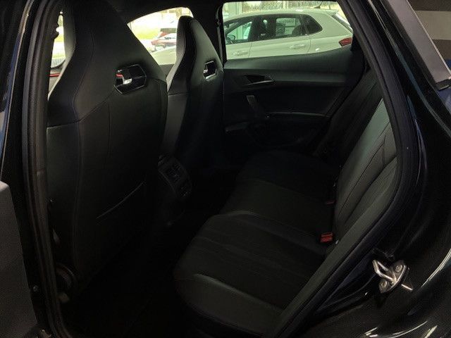 Cupra Formentor VZ 4Drive DSG Navi LED AHK Kamera ACC