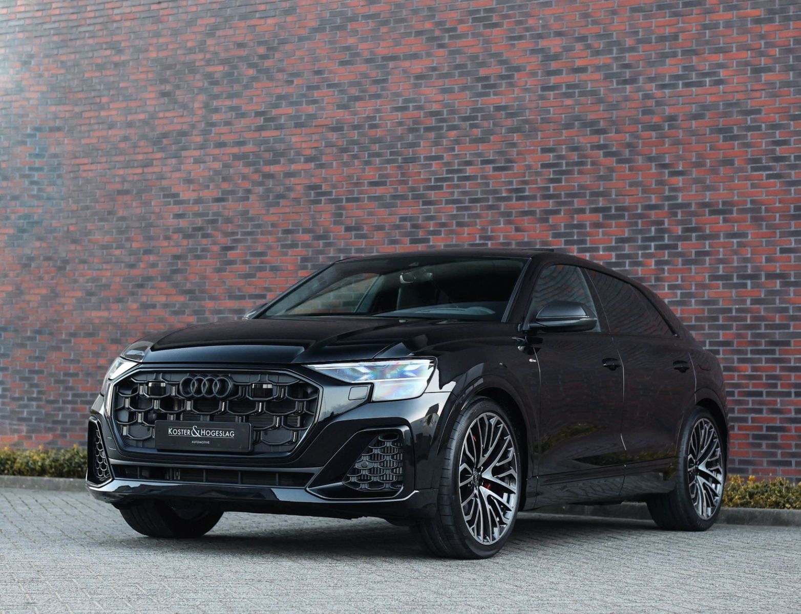 Audi Q8 60 TFSIe Quattro - Samsaru's Car Outlet