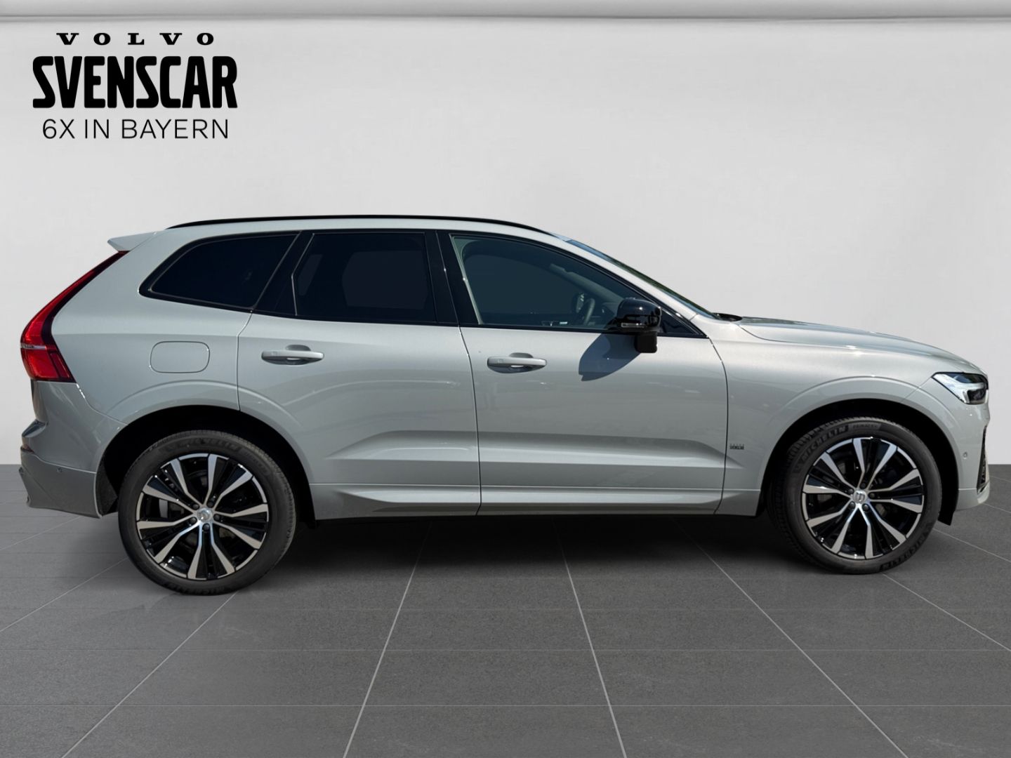 Volvo XC60 B4 Ultimate Dark AWD B&W StandHZG AHK Luft