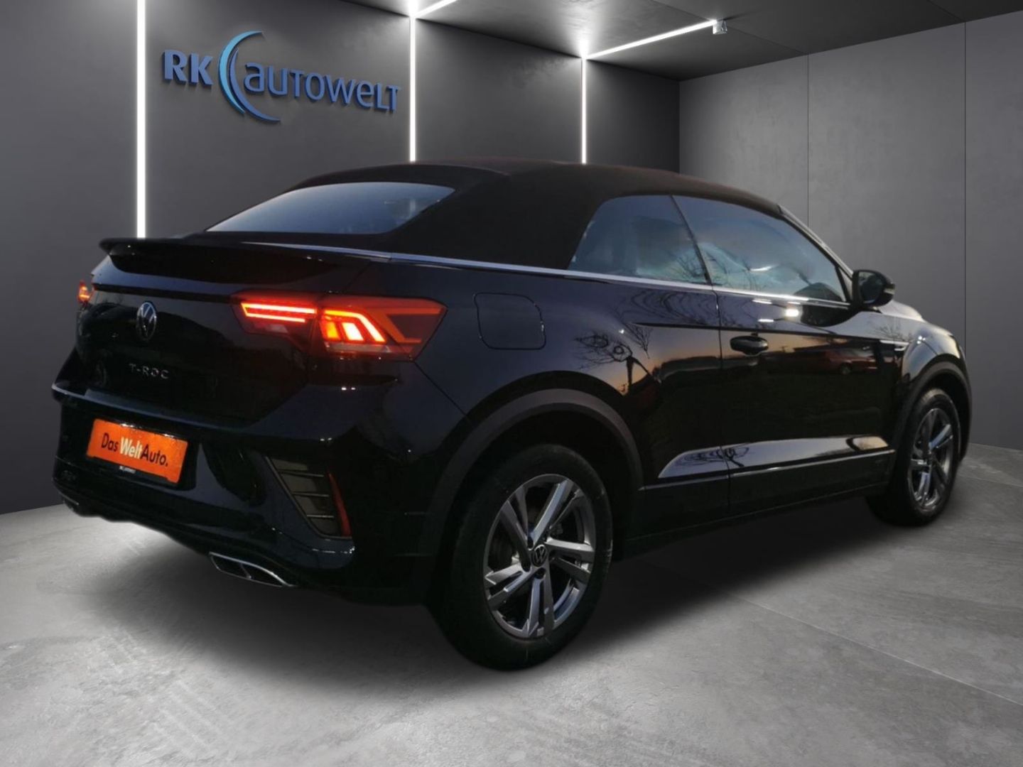 Volkswagen T-Roc R-Line - Samsaru's Car Outlet