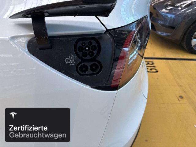 Tesla Model Y Long Range RWD