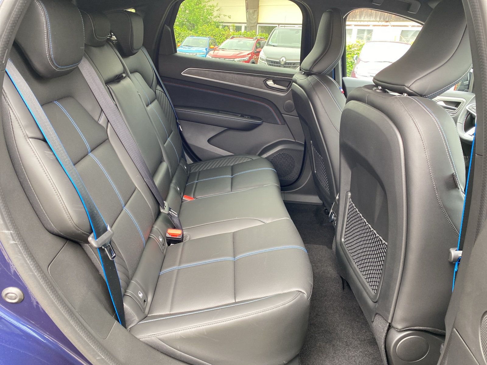 Renault Arkana ESPRIT ALPINE Full Hybrid - Samsaru's Car Outlet