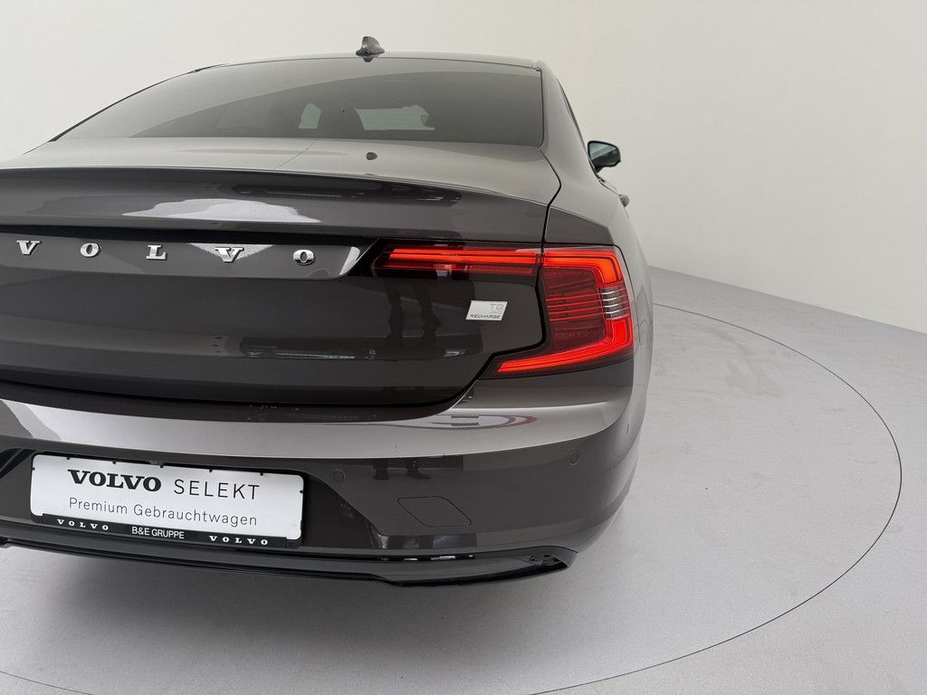 Volvo S90 T8 Plus Dark Plug-In Hybrid AWD