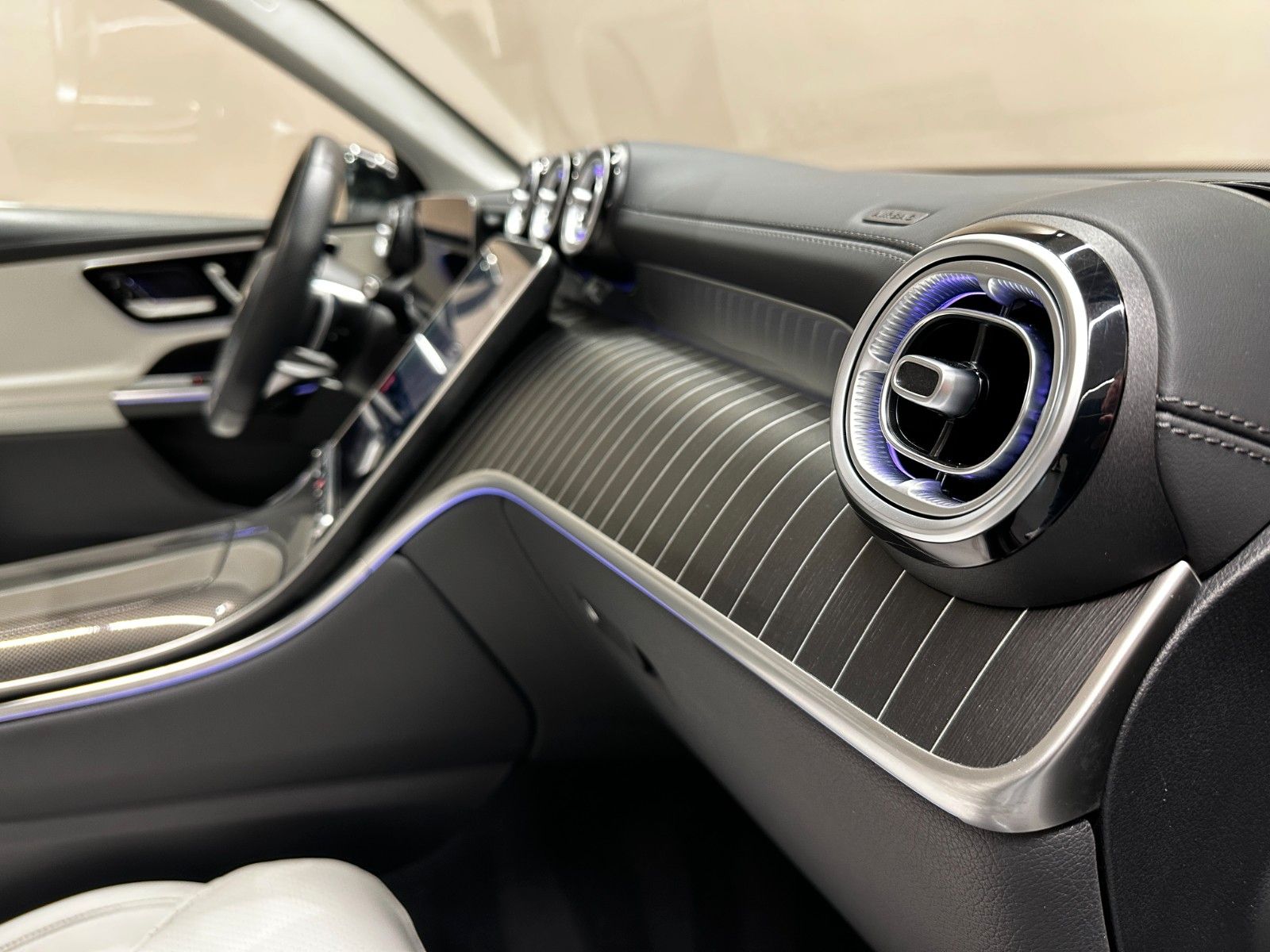 Mercedes-Benz GLC200 AMG LINE 4M *1.HAND*BURMESTER*PANO*360°*