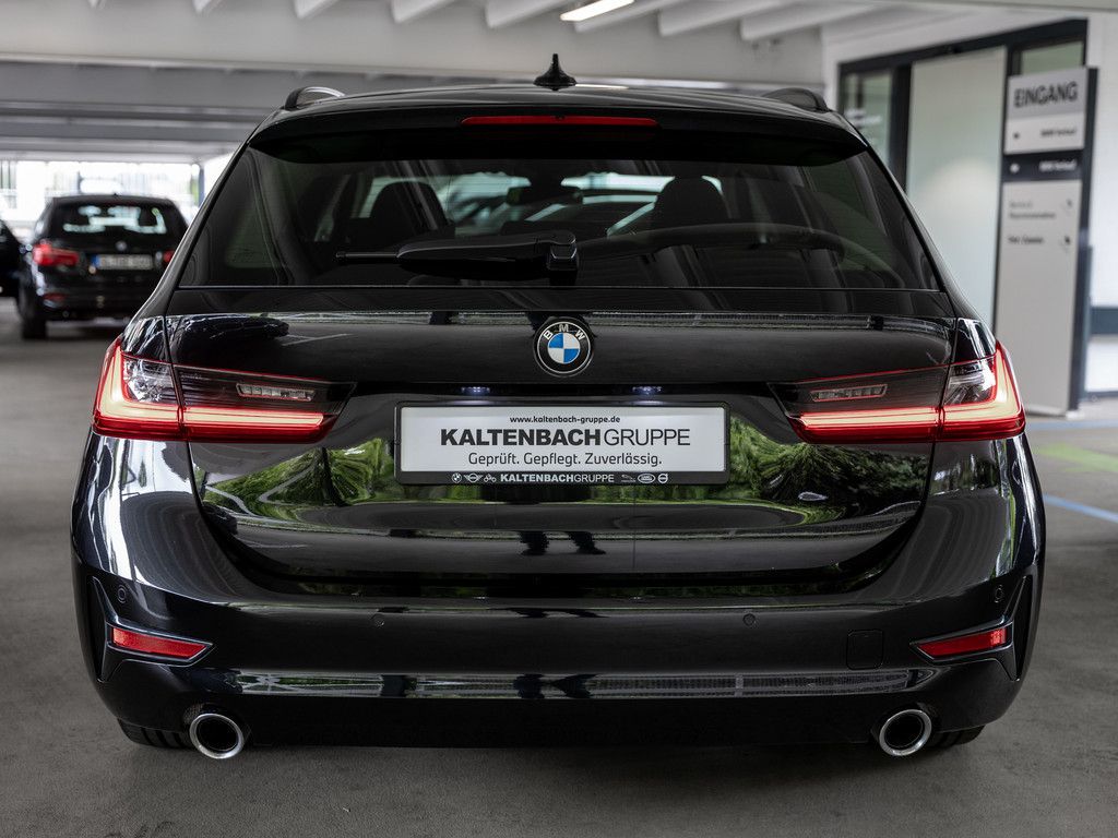 BMW 320i Touring Advantage - Samsaru's Car Outlet