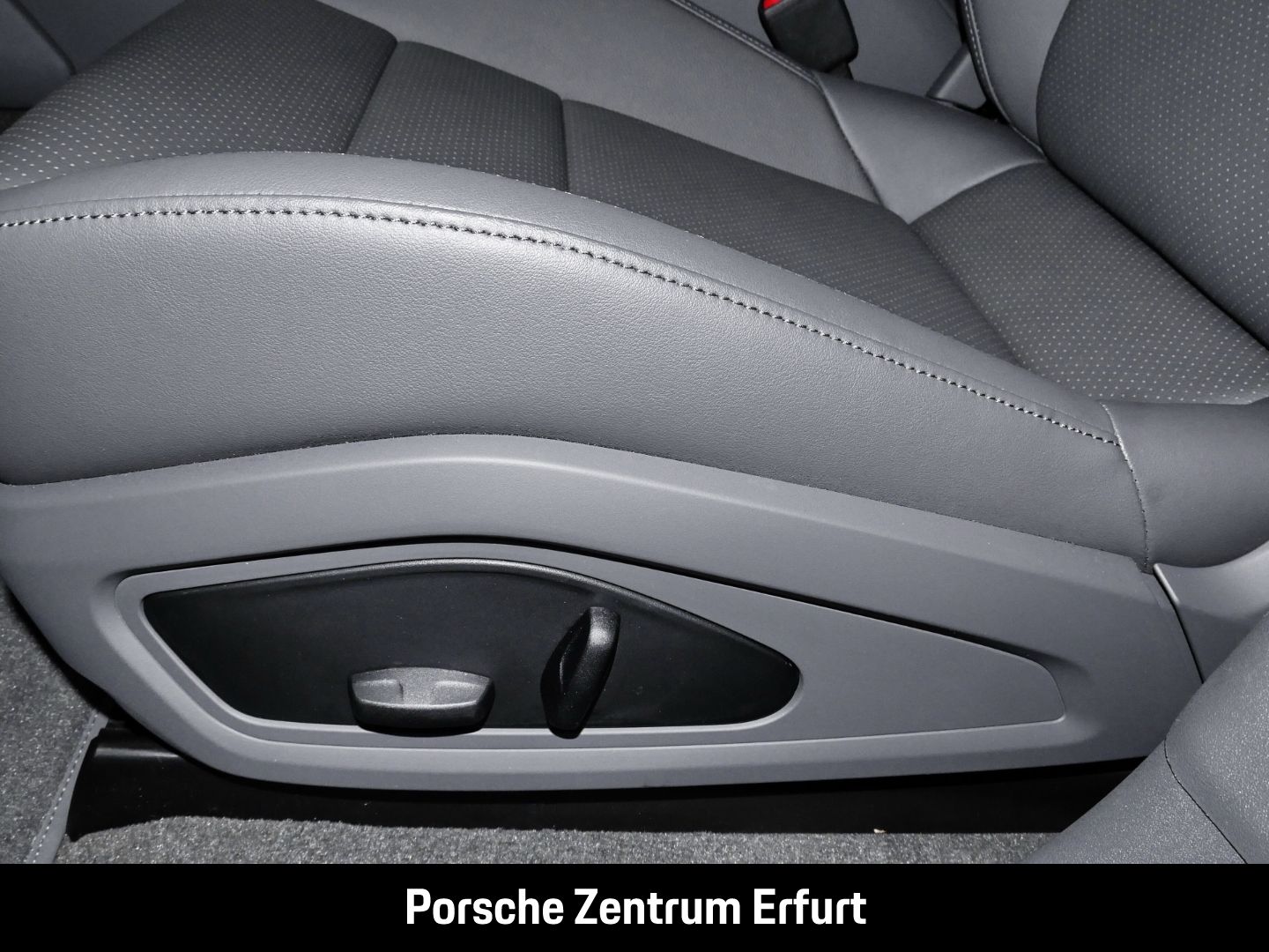 Porsche Taycan Sport Turismo/Performancebatterie Plus/So