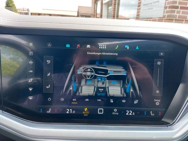 Volkswagen Touareg 3.0 TDI 4M R-Line AHK*Standhzg*Pano*360°