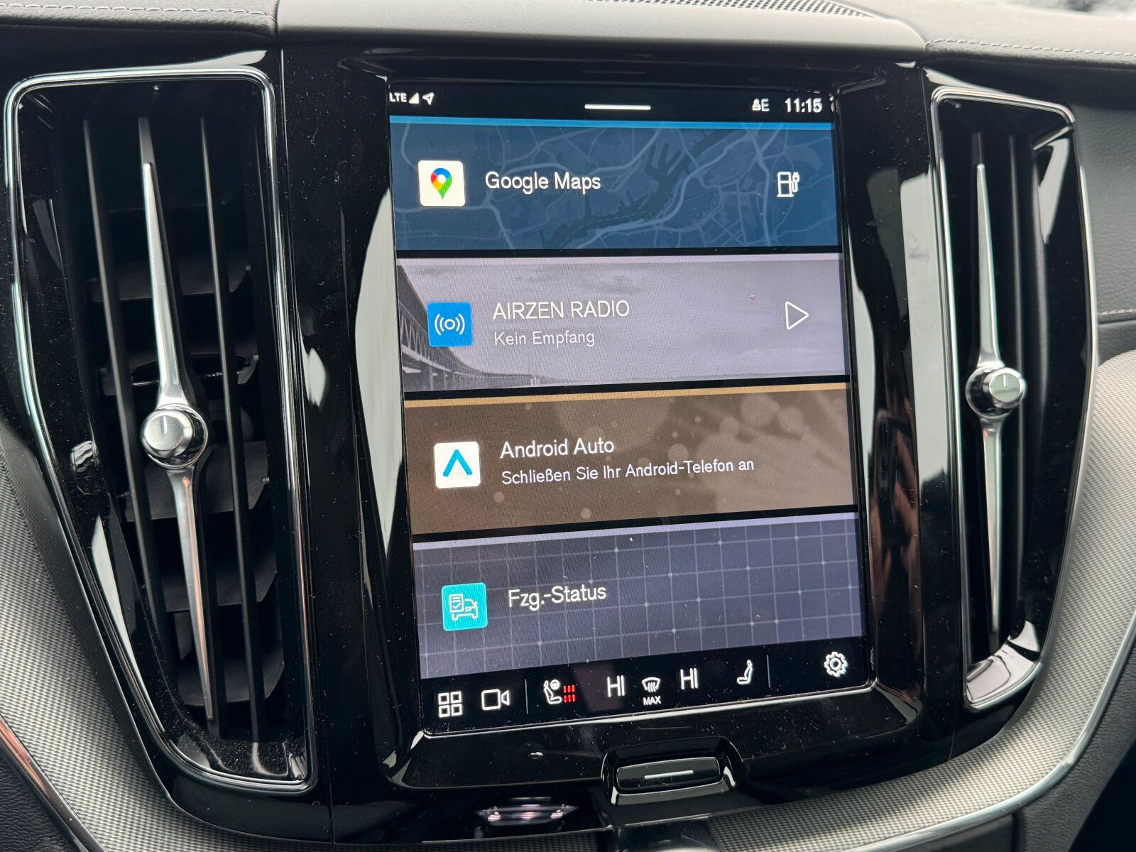 Volvo XC60 T6 Ultra Black Edition PANO AHK