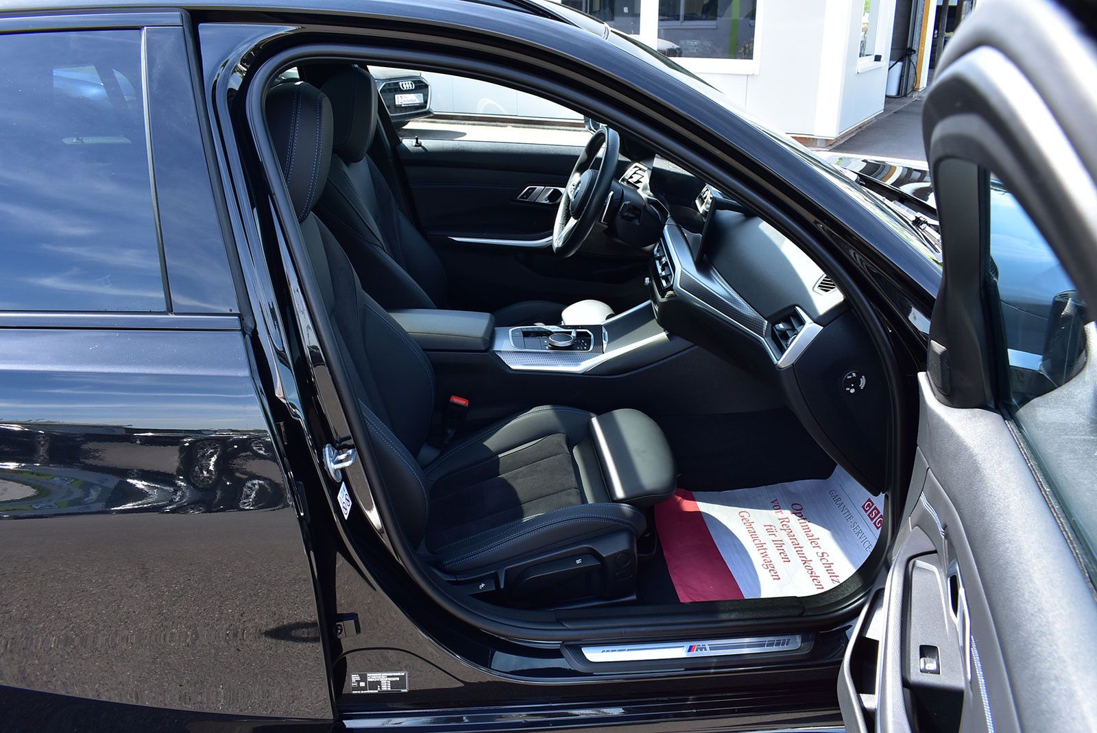 BMW 320d xDrive M Sport - Samsaru's Car Outlet