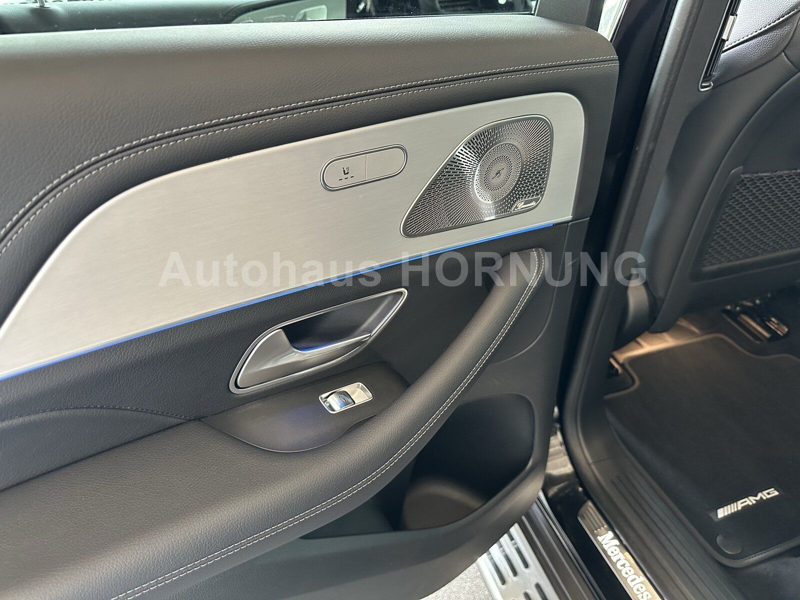 Mercedes-Benz GLE 450 d 4MATIC AMG 360° STH DIST PANO AHK BURM