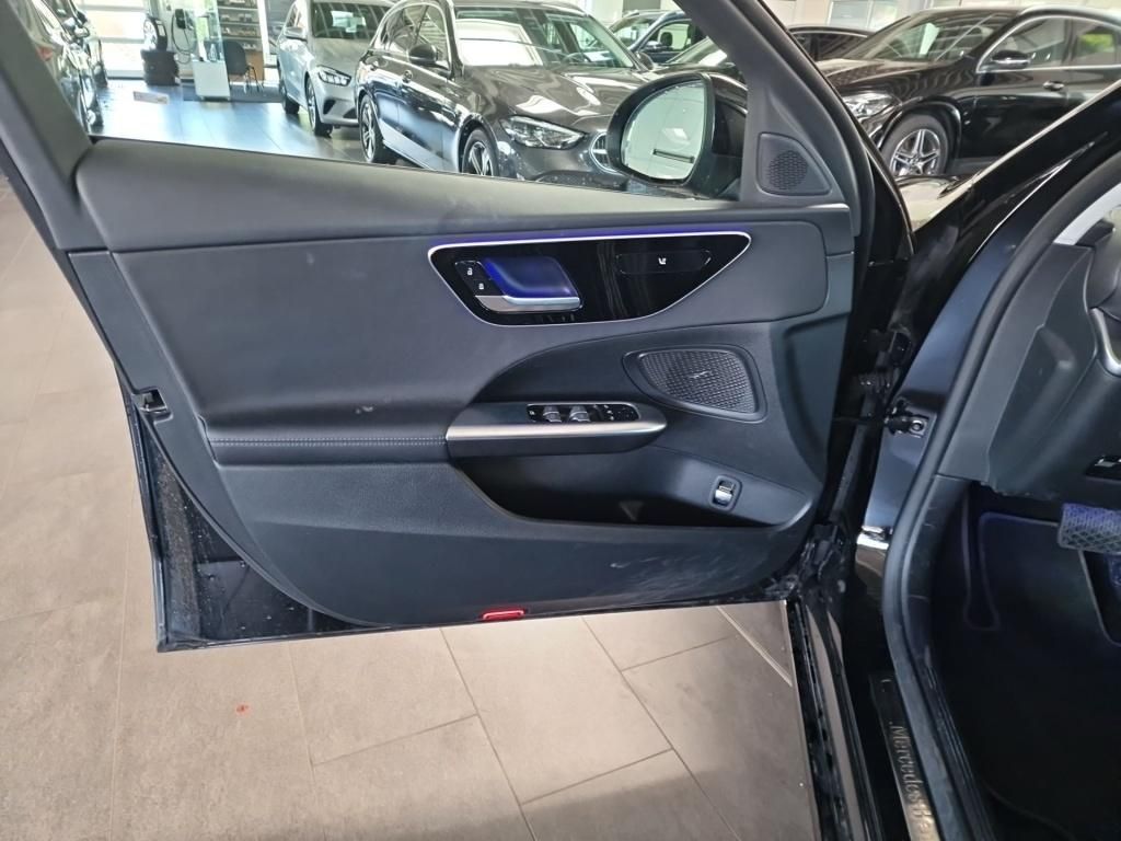 Mercedes-Benz C 200 AVANTGARDE - Samsaru's Car Outlet