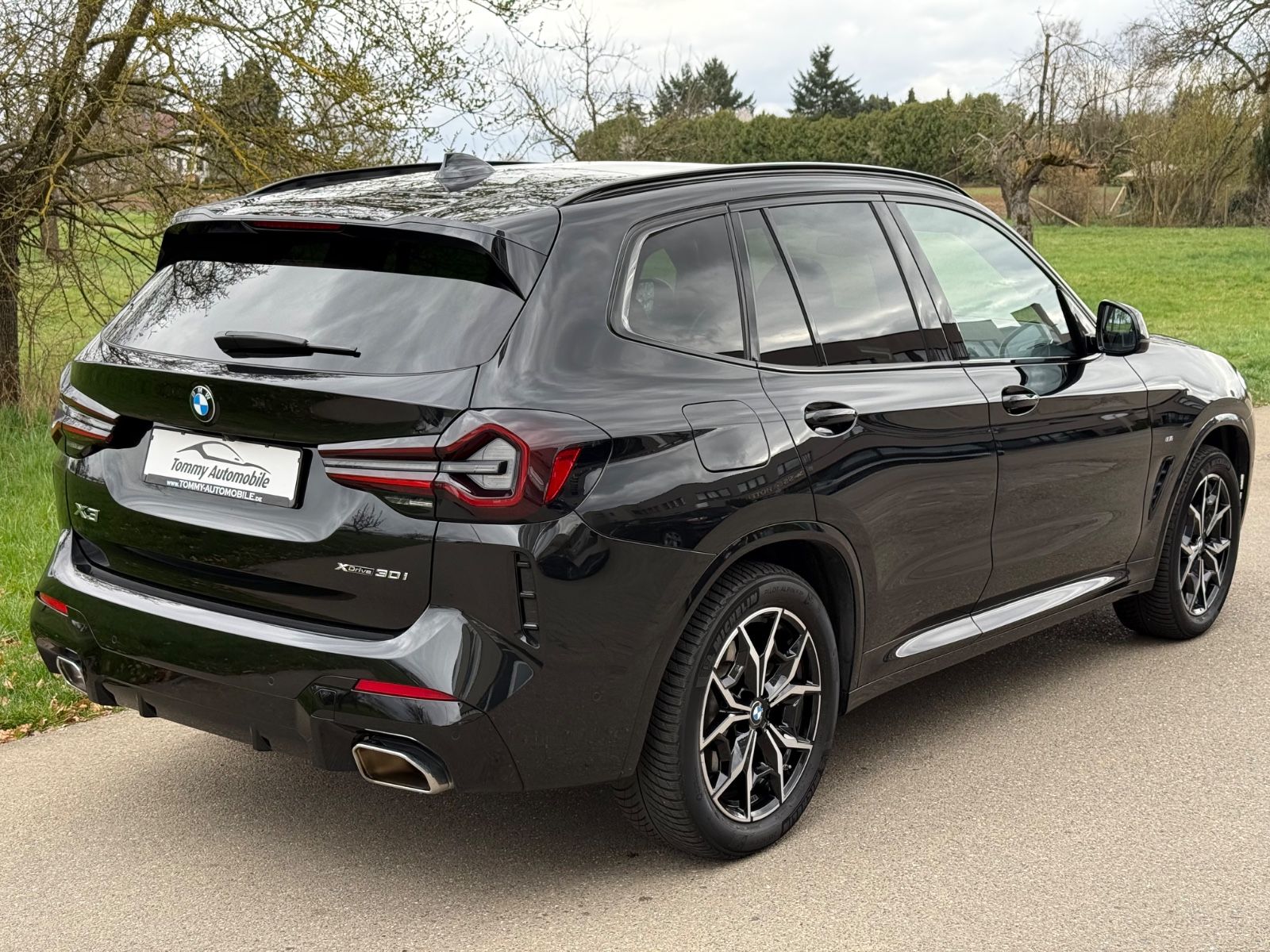 BMW X3 xDrive 30 i M Sport - Samsaru's Car Outlet