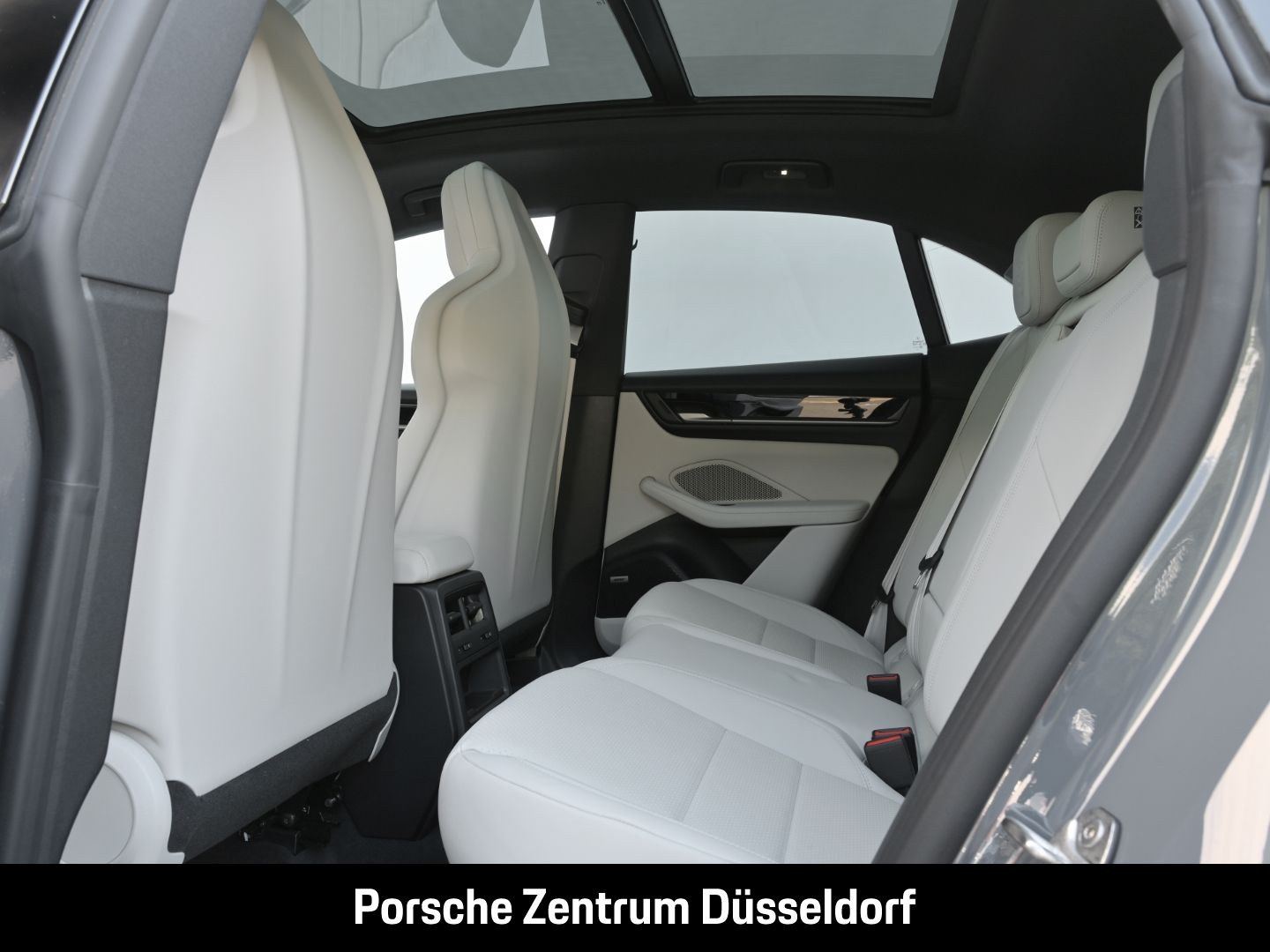 Porsche Macan 4 BOSE Panorama Rückfahrkamera LED-Matrix
