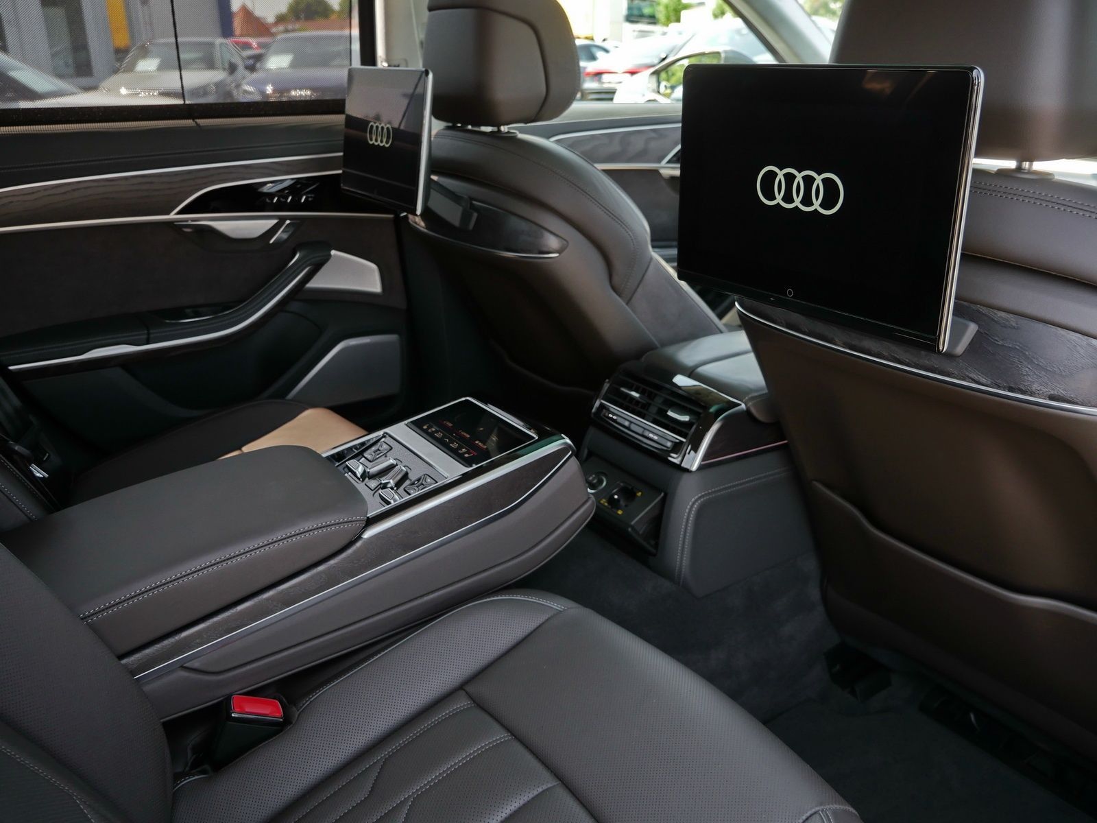 Audi A8 50 TDI quattro - Samsaru's Car Outlet