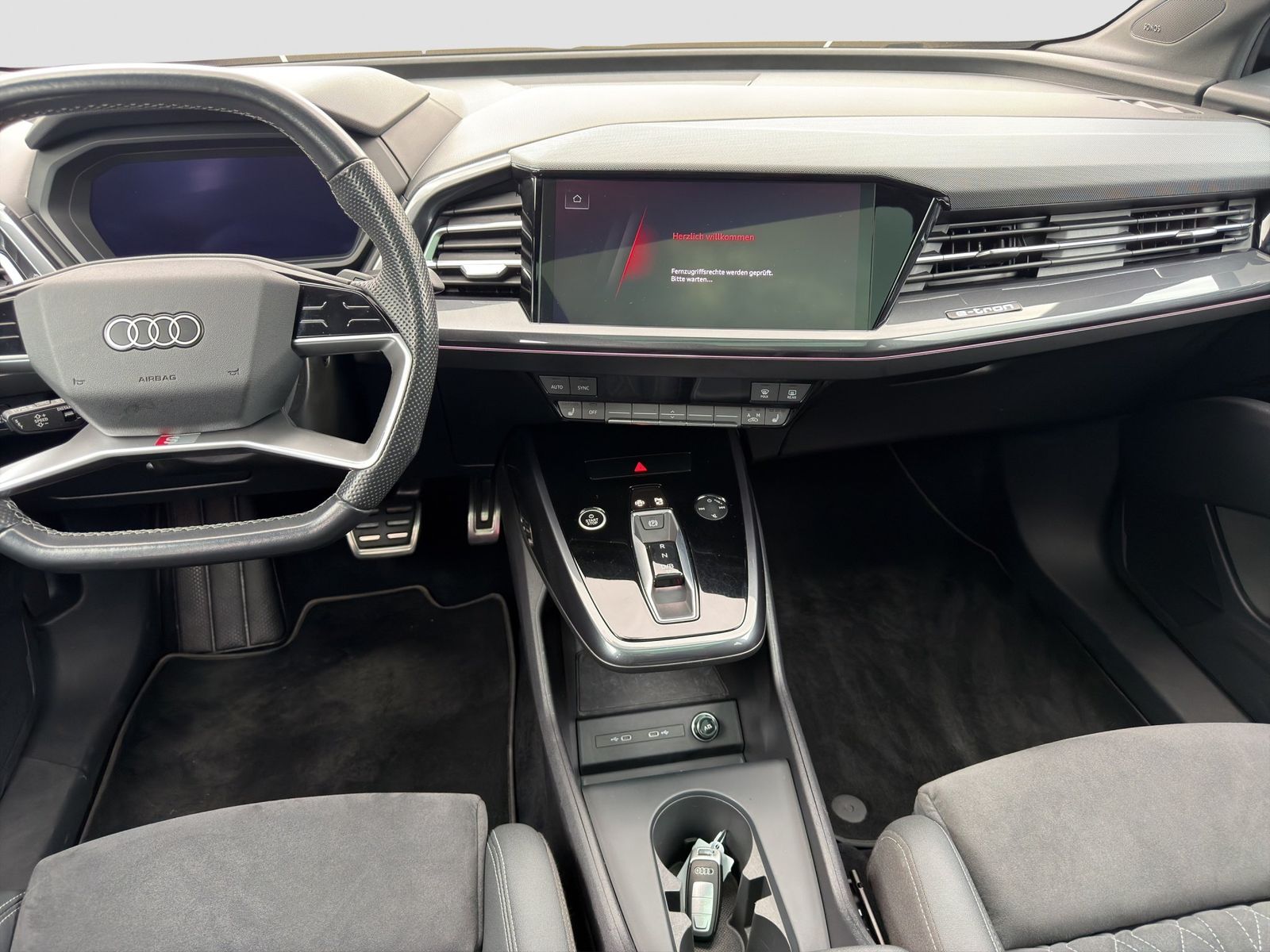 Audi Q4 e-tron Sportback 50 qu 2x S line Matrix Assis