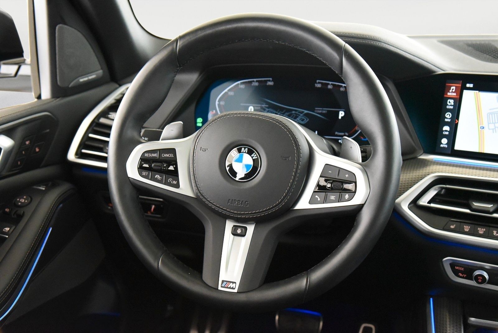 BMW X5 xDrive30d M Sport DriveAss Pano AHK Sthzg LED