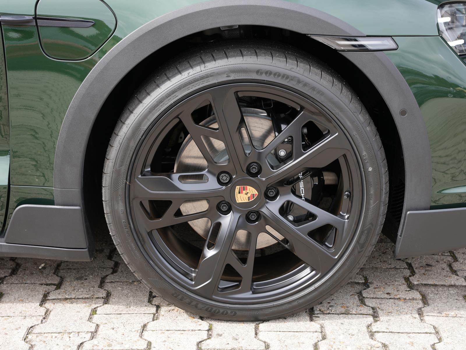 Porsche Taycan 4S Cross Turismo HA-Lenkung HD-Matrix LED
