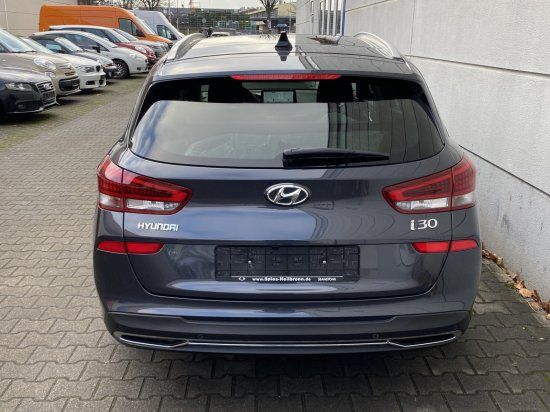 Hyundai i30 Kombi 1.5 T-GDI Mild-Hybrid Aut. Edition 30+ - Samsaru's Car Outlet