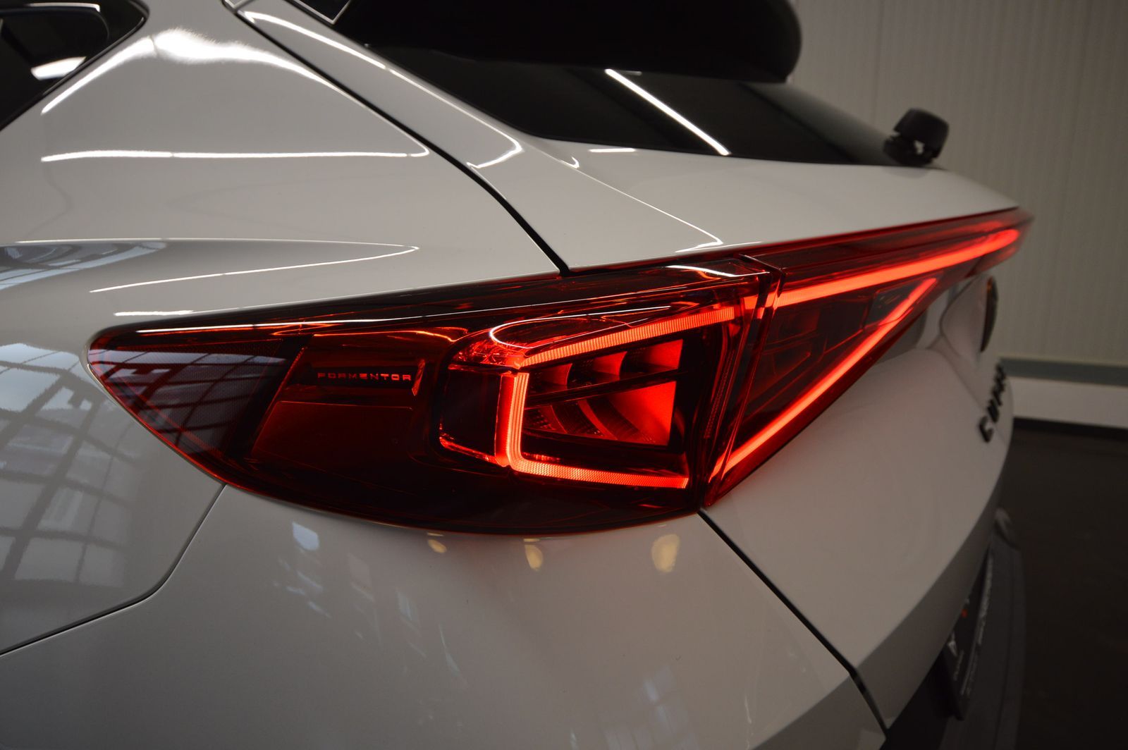 Cupra Formentor 2.0 TDI 4Drive - Samsaru's Car Outlet
