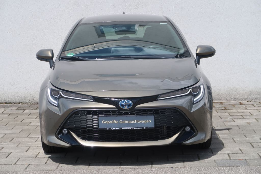 Toyota Corolla 1.8 Hybrid - Samsaru's Car Outlet
