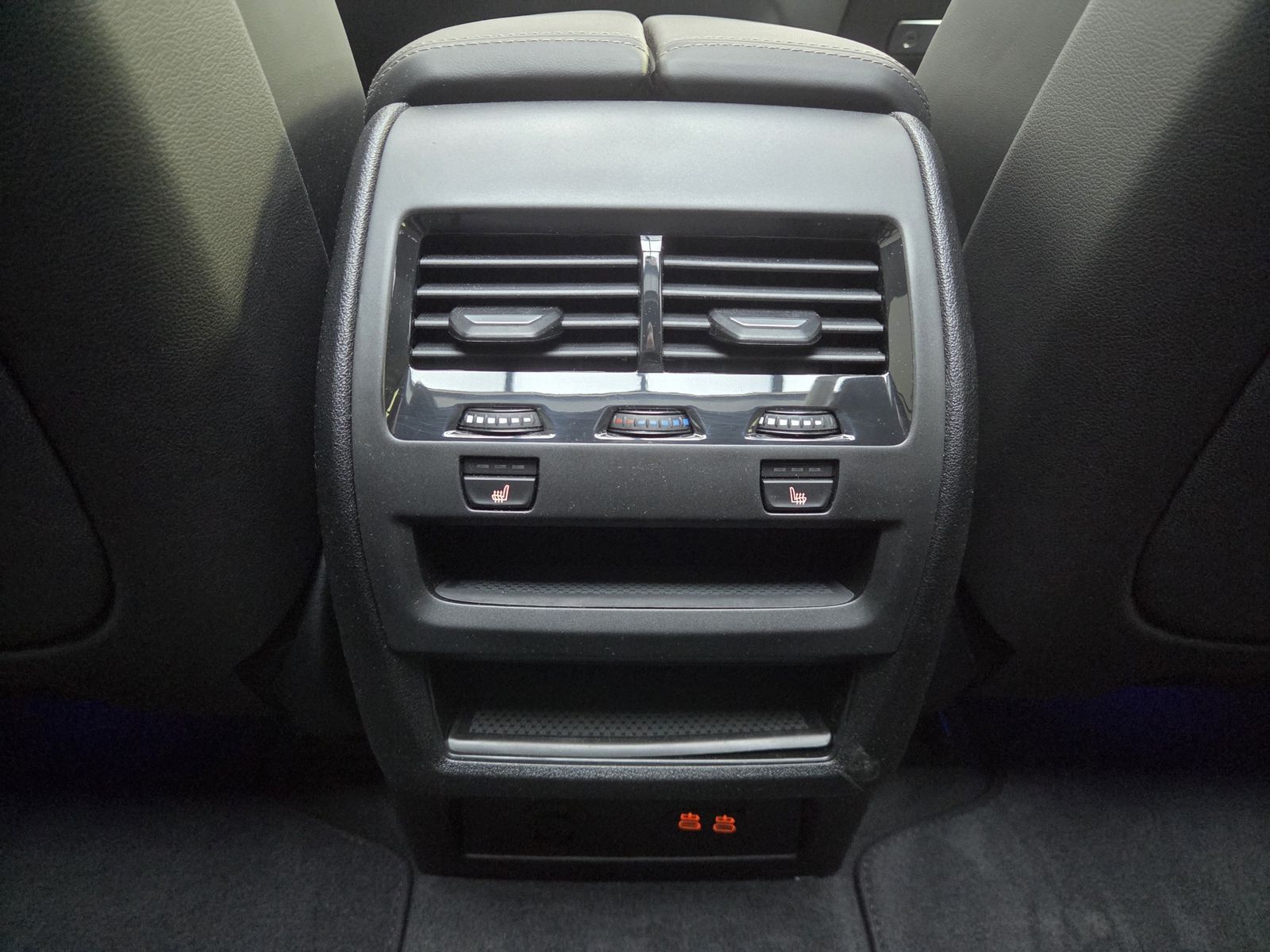 BMW X5 xDr40d M Sport Pro 7Seats Luftfeder AHK ACC