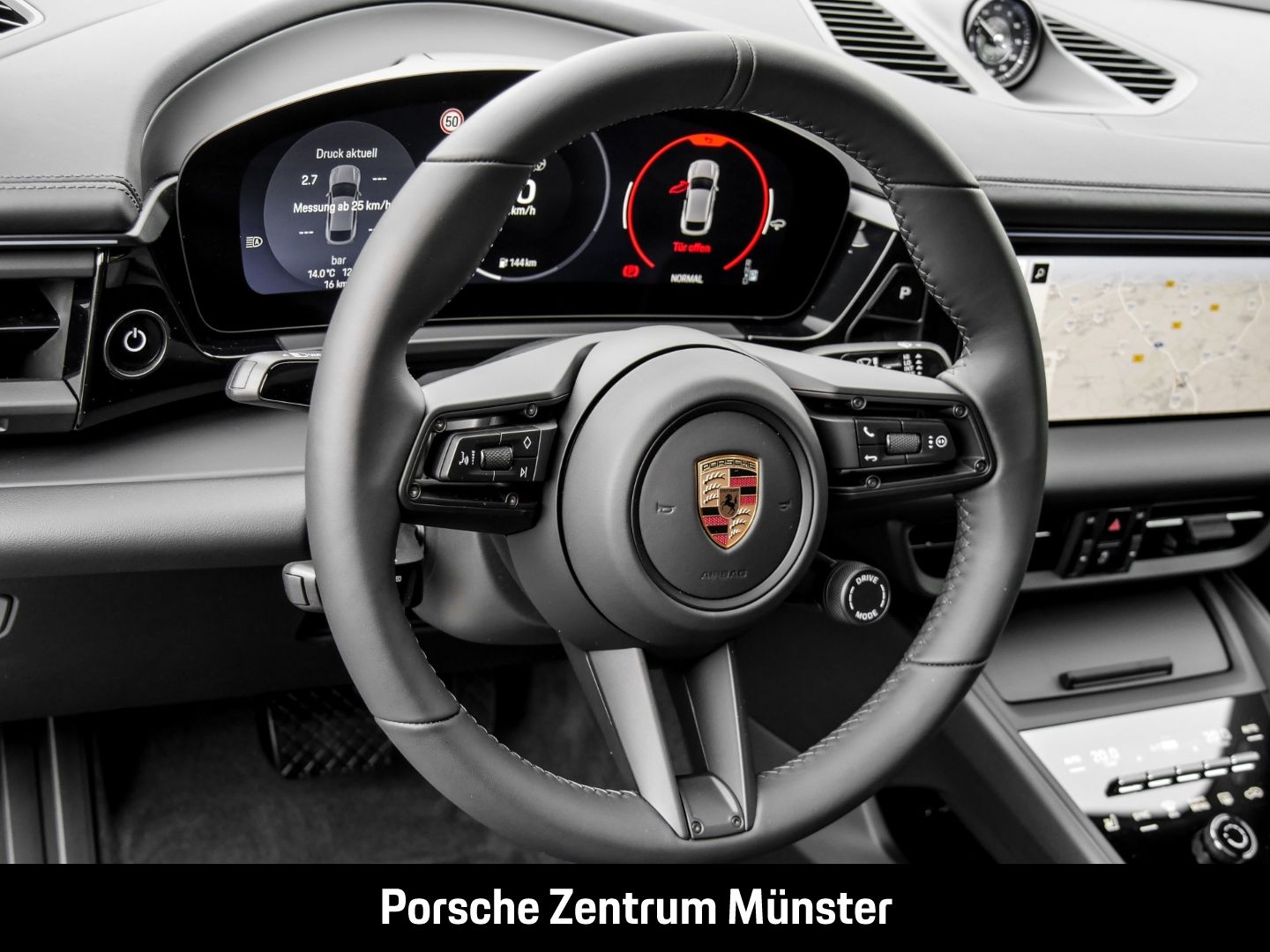 Porsche Macan 4 - Samsaru's Car Outlet