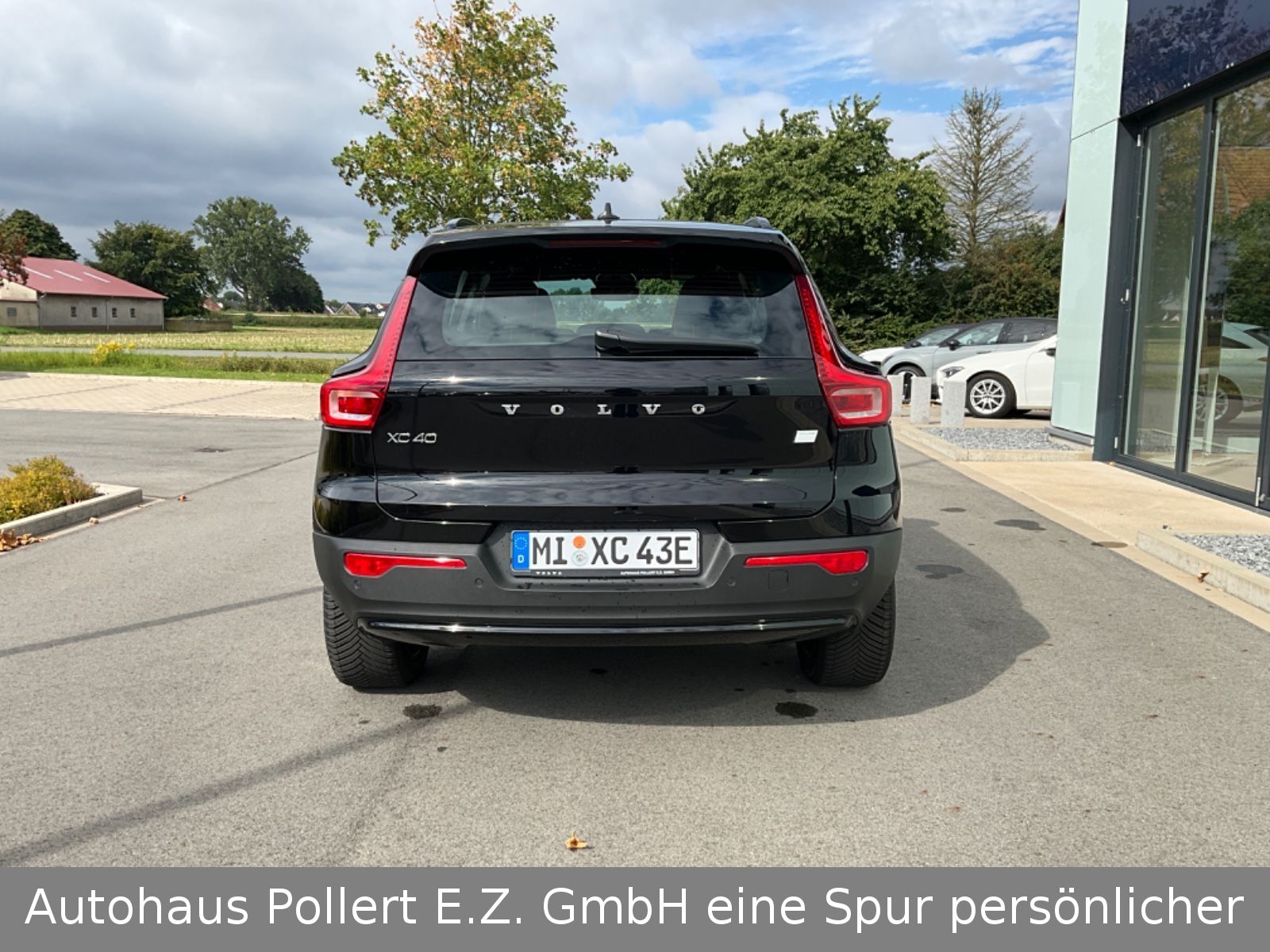 Volvo XC40 Pure Electric Plus