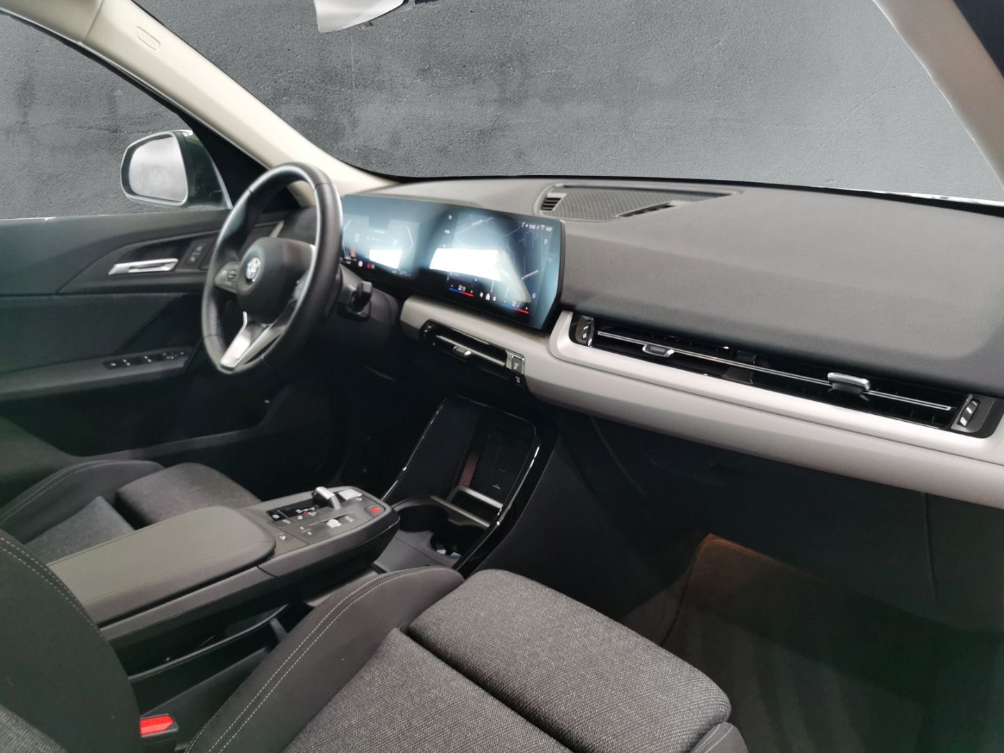 BMW X1 xDrive 20d - Samsaru's Car Outlet