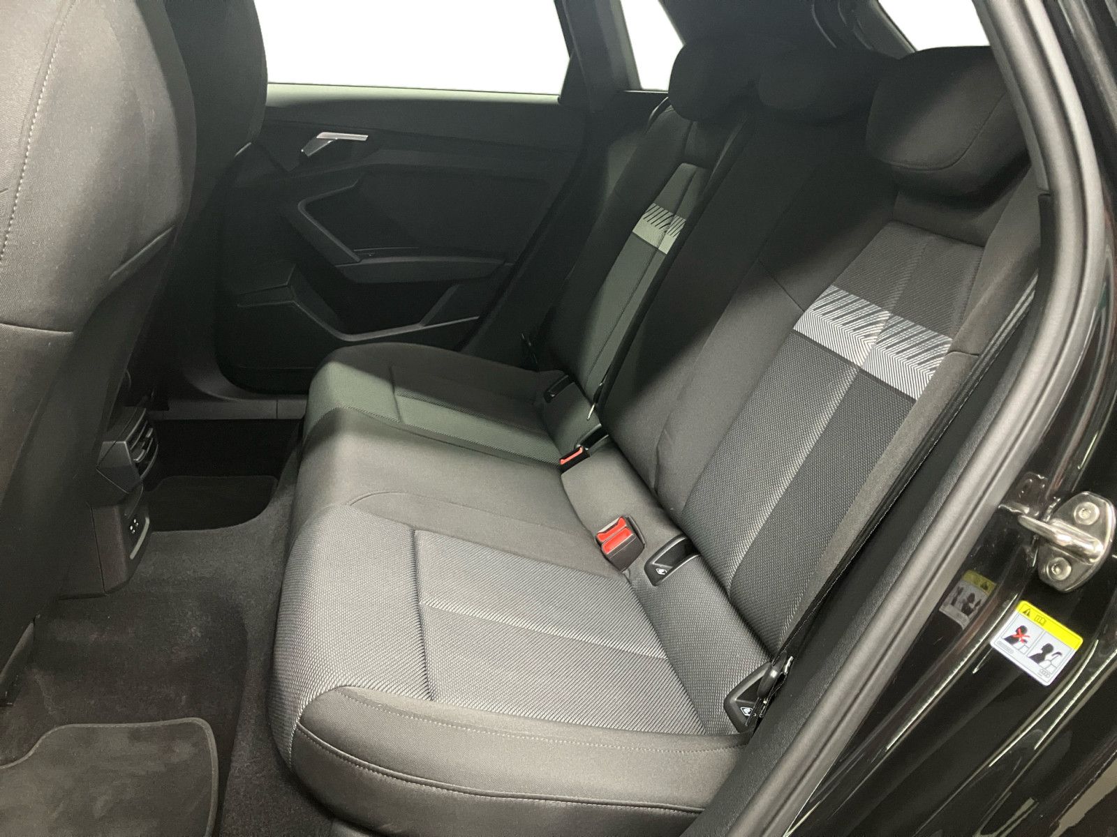 Audi A3 Sportback 45 TFSIe S line - Samsaru's Car Outlet