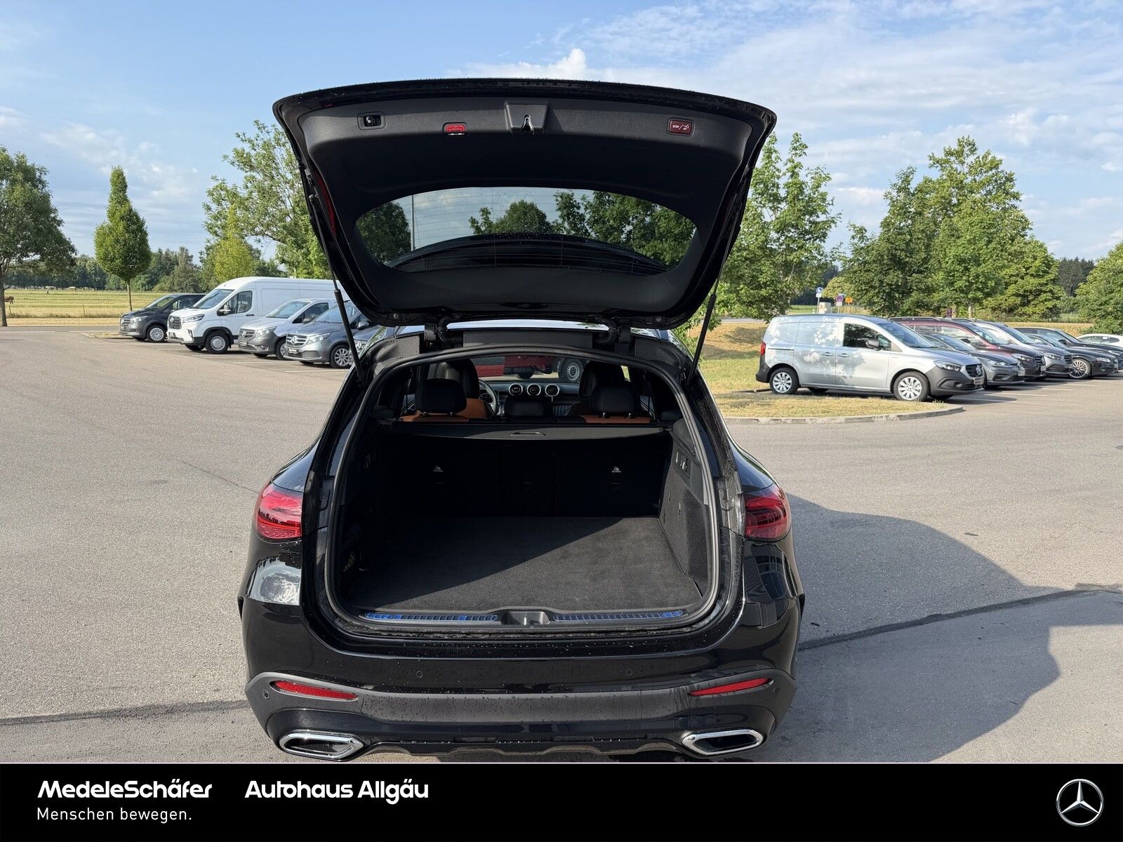 Mercedes-Benz GLC 220 d 4M AMG Night 20' Standheizung Dist AHK