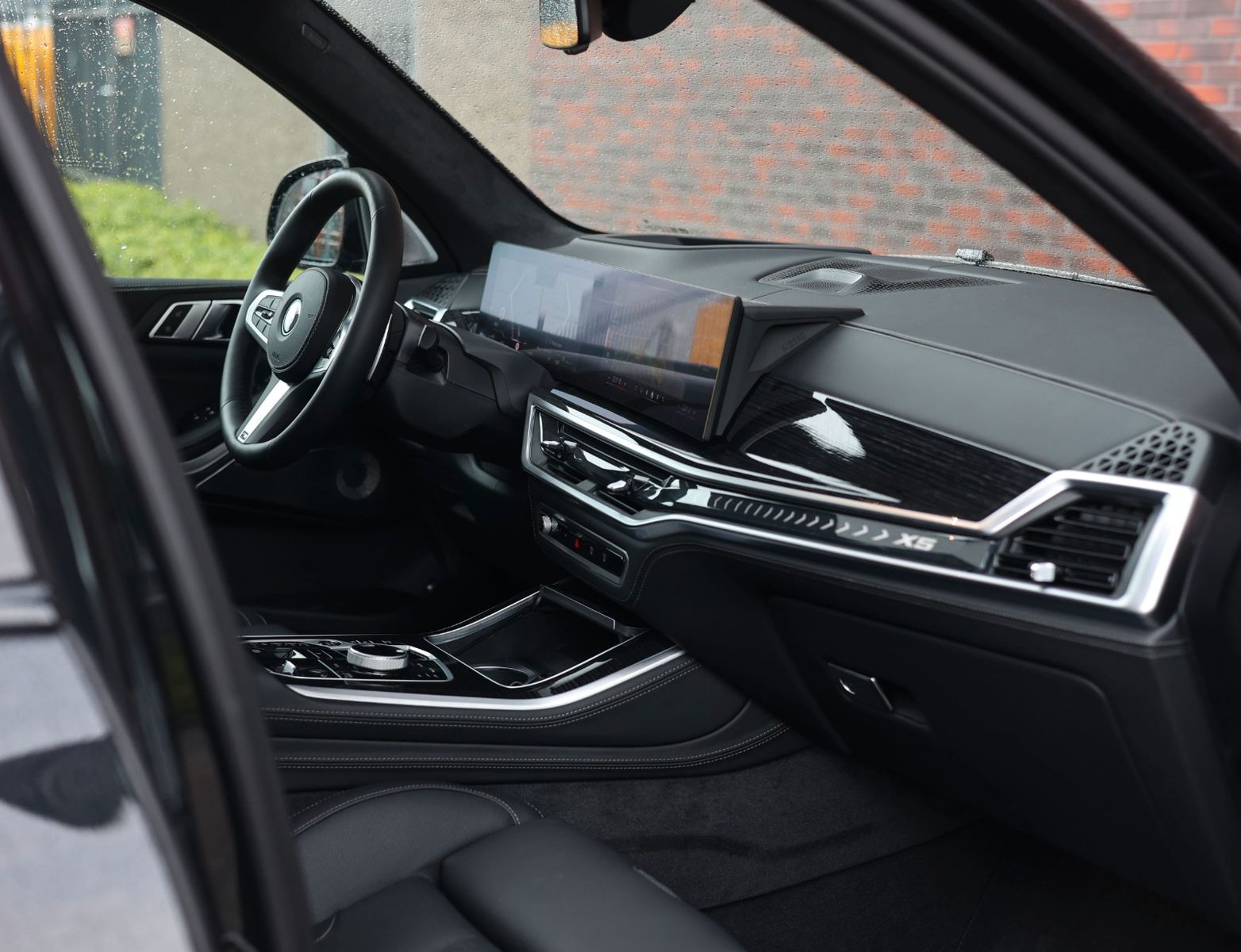 BMW X5 50e xDrive | M Sport Pro - Pano - AHK - B&W