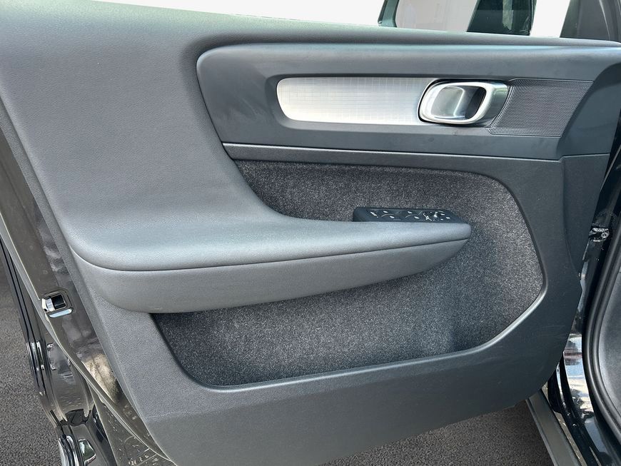 Volvo XC40 B3 Core - Samsaru's Car Outlet