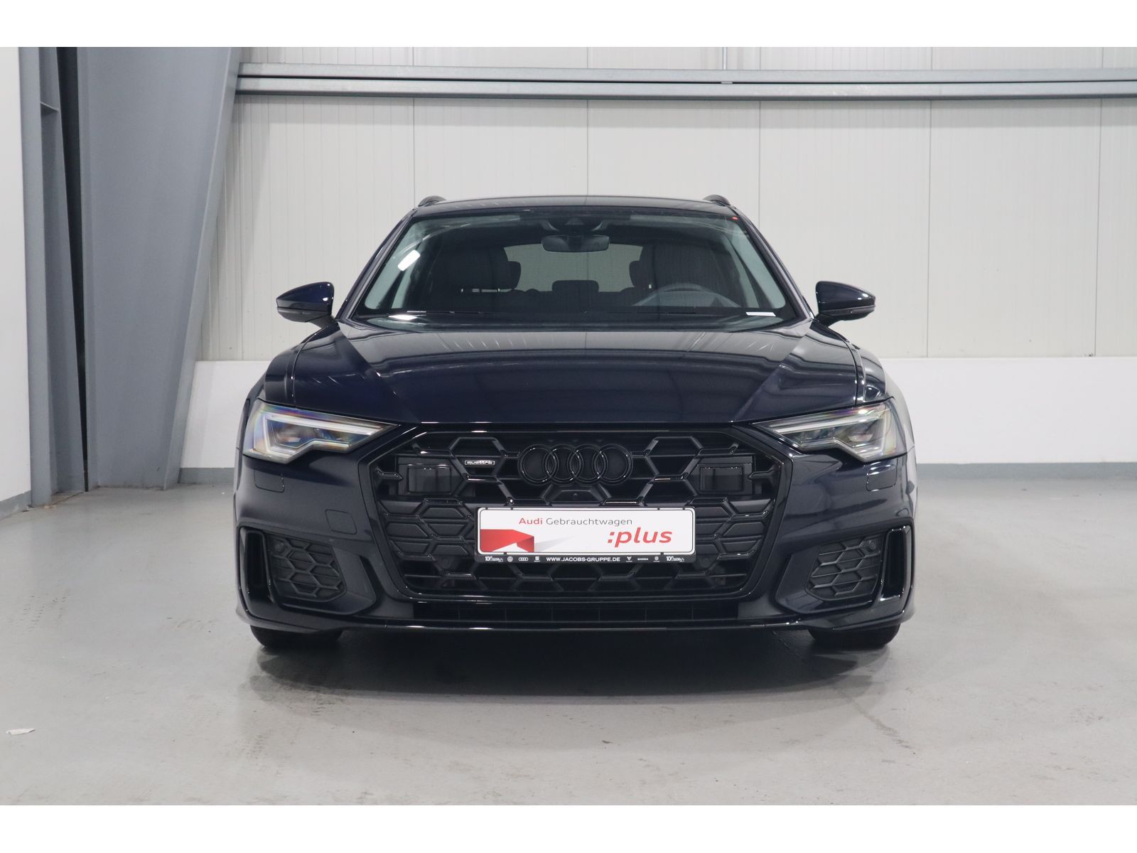Audi A6 Avant 40 TDI quattro S line - Samsaru's Car Outlet