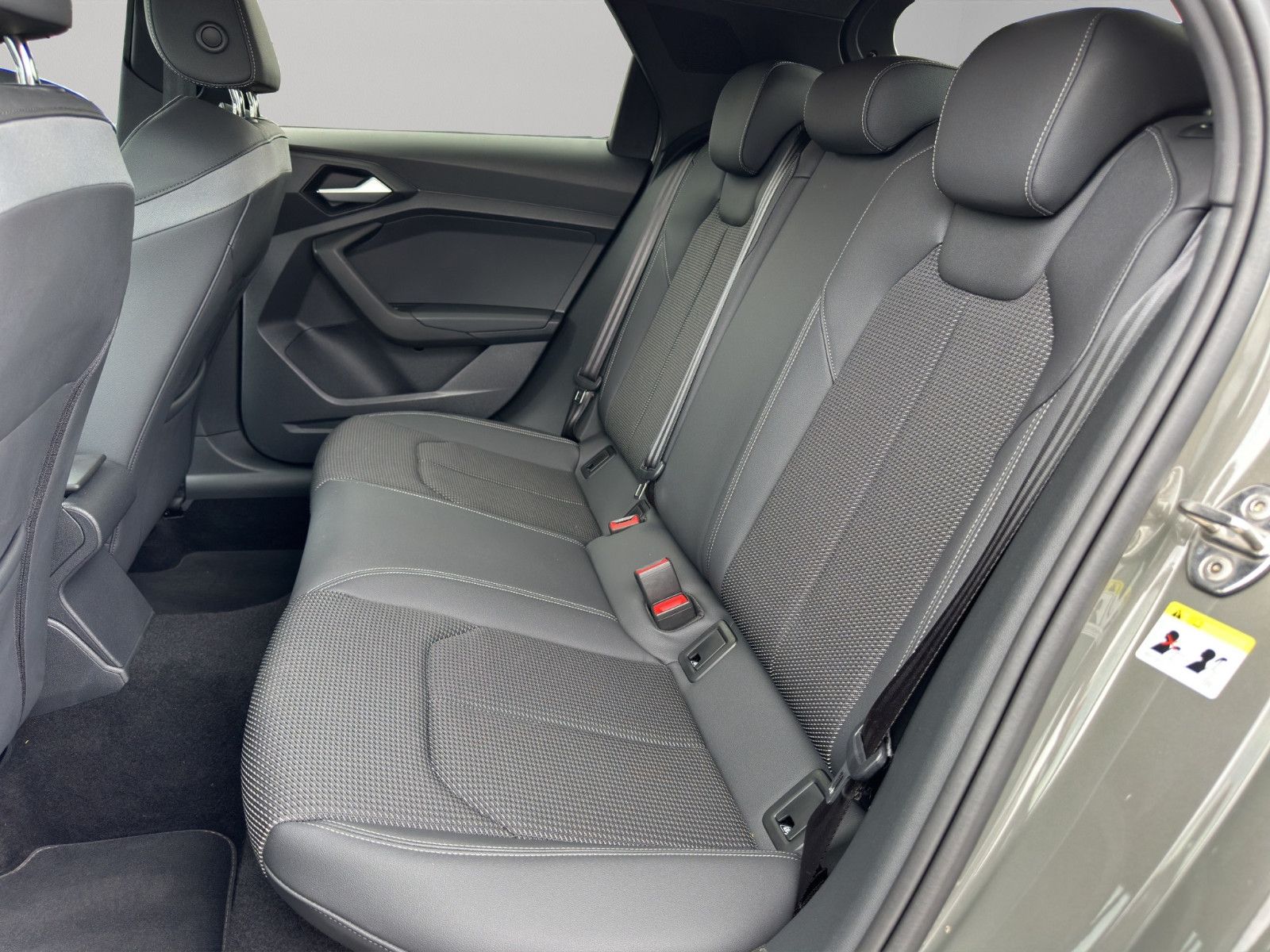 Audi A1 Sportback 30 TFSI S tr. - Samsaru's Car Outlet