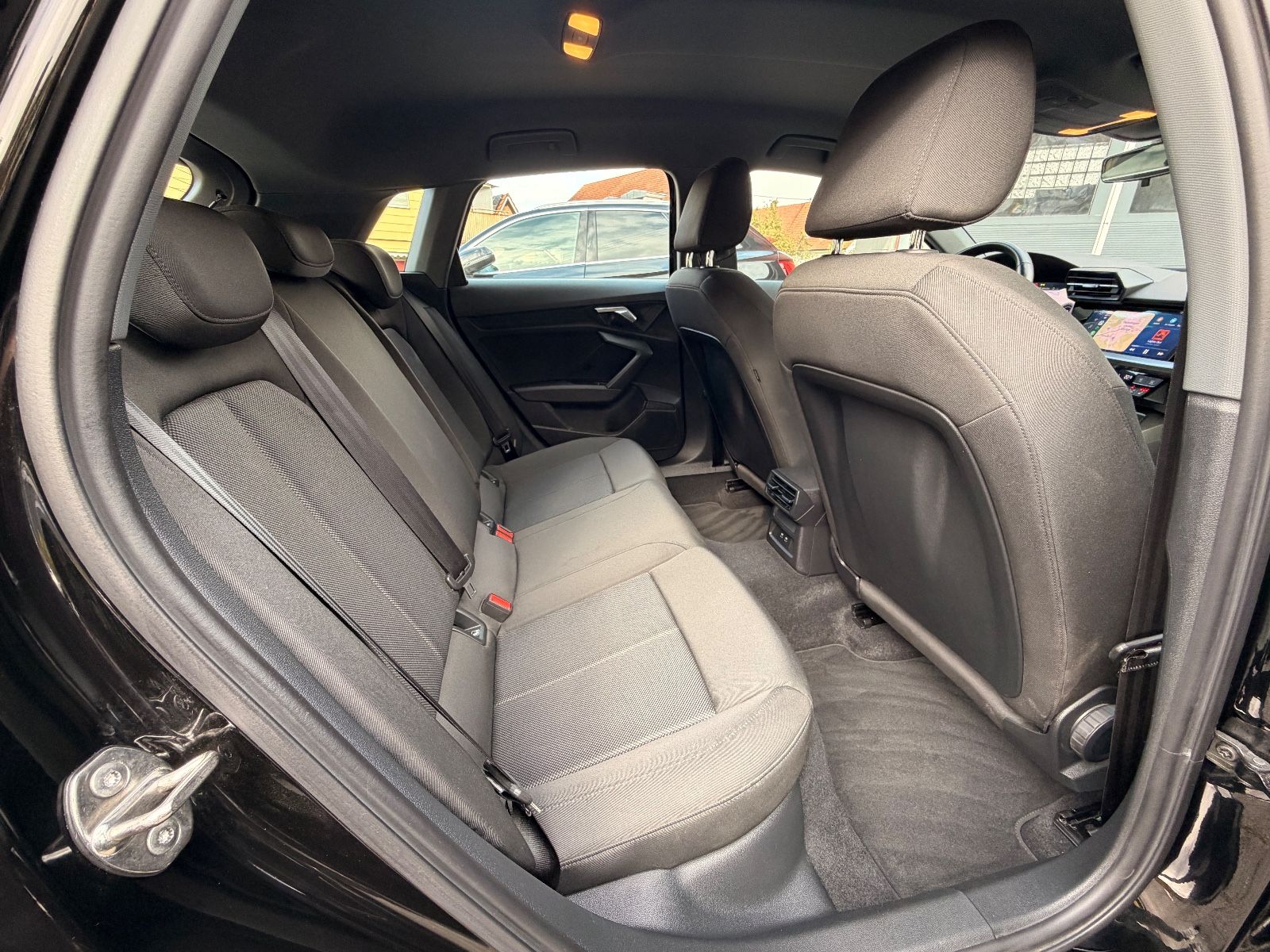 Audi A3 Sportback 35 TFSI*S TRO*ACC*LED*NAVI*VRT*