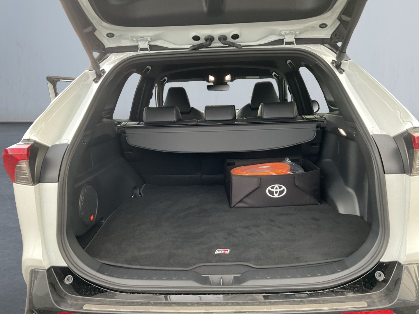 Toyota RAV 4 Plug-in-Hybrid GR SPORT *Allrad*HUD*360*JB